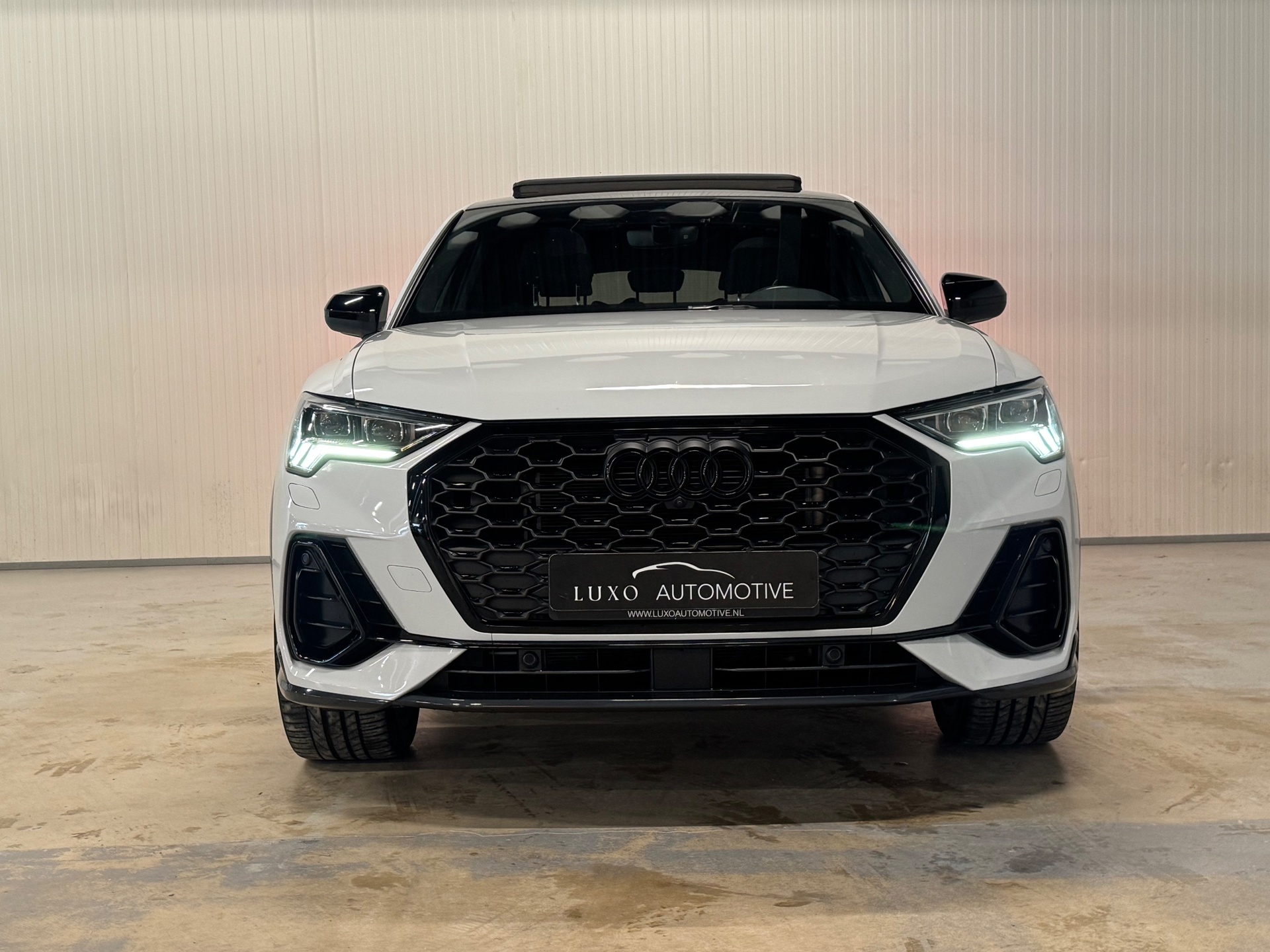 Foto van Audi Q3 Sportback E-tron