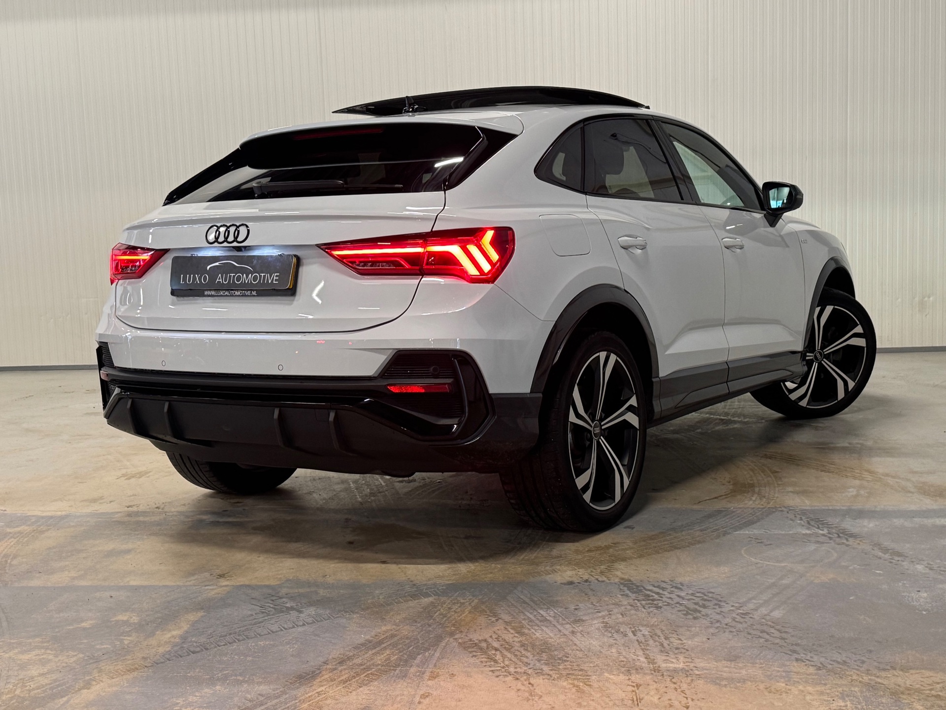 Foto van Audi Q3 Sportback E-tron