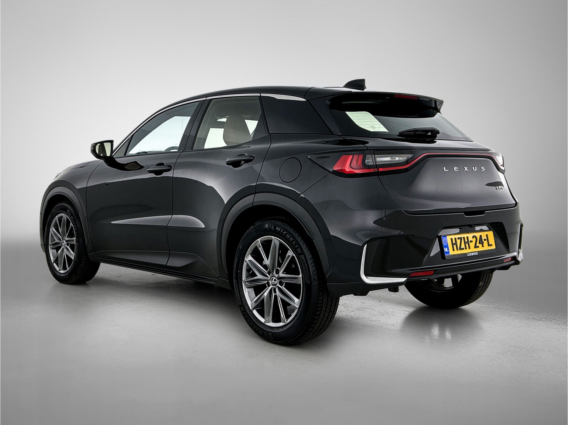 Foto van Lexus Lexus LBX