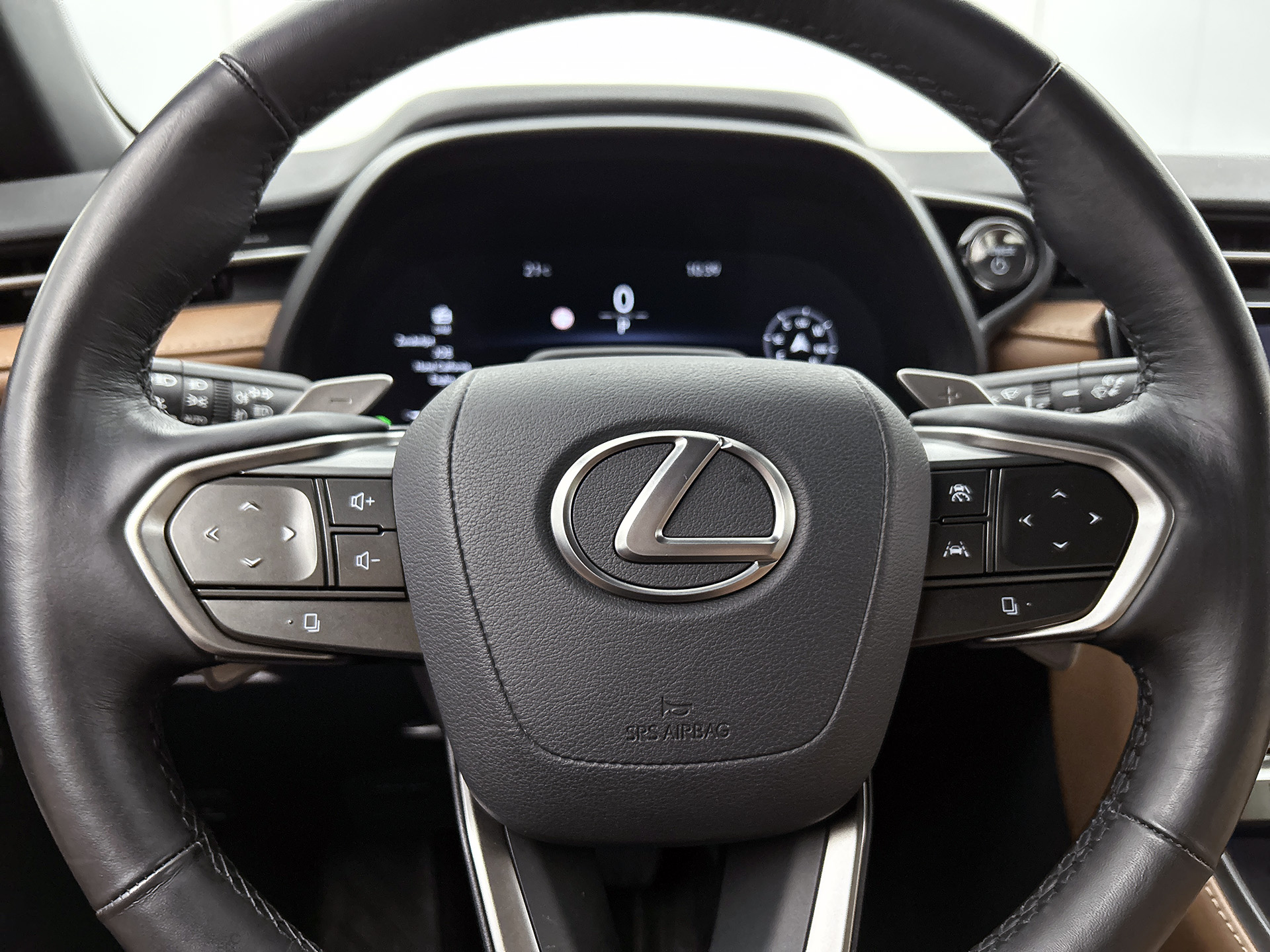 Foto van Lexus Lexus LBX