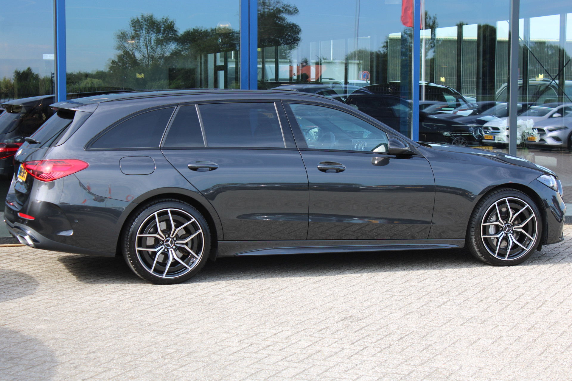 Foto van Mercedes-Benz C 300 E