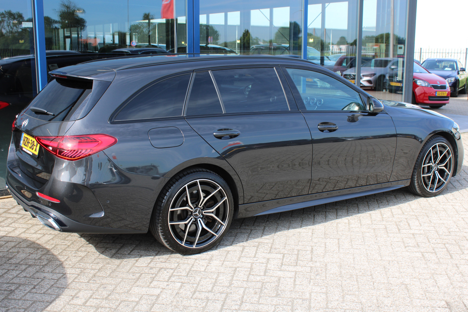 Foto van Mercedes-Benz C 300 E