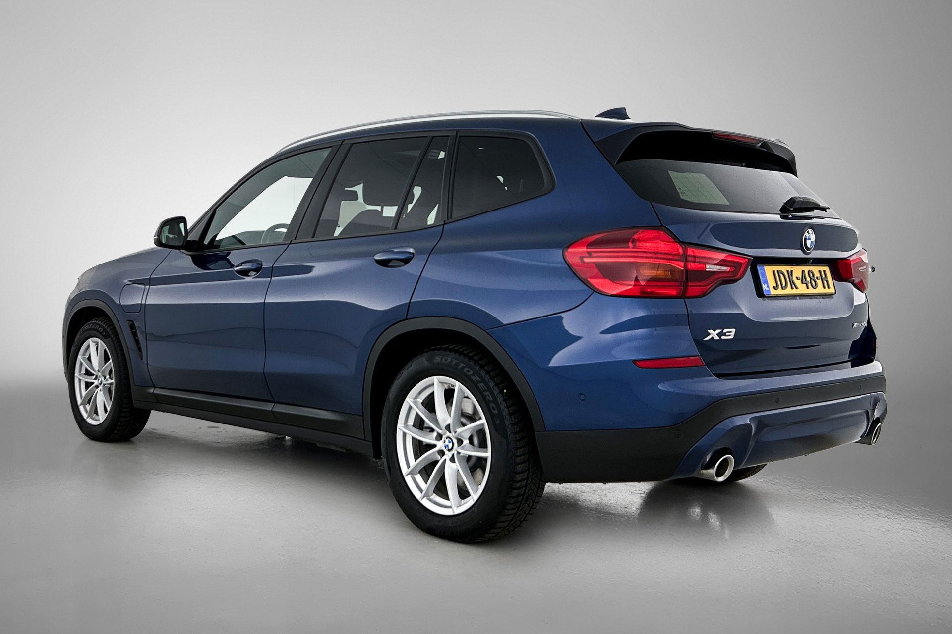 Foto van BMW X3 Xdrive30e