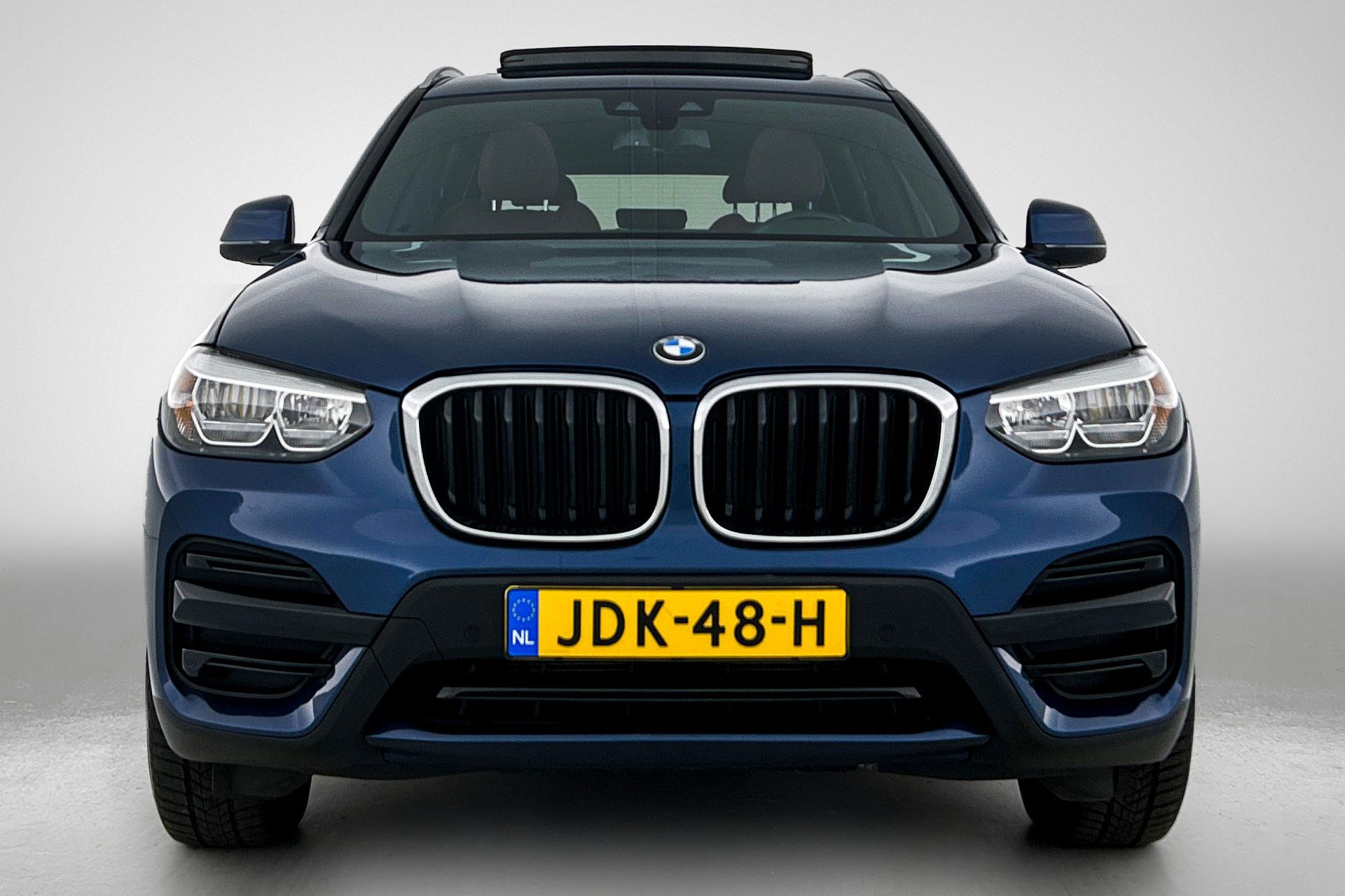 Foto van BMW X3 Xdrive30e