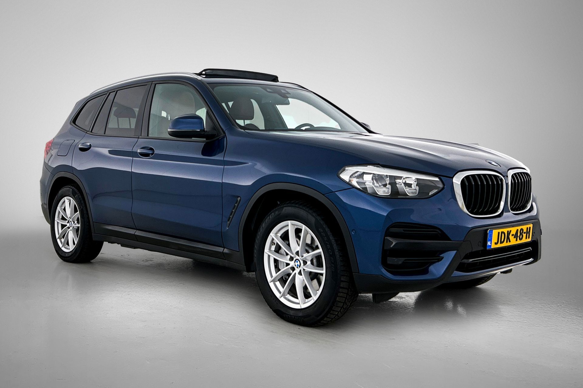 Foto van BMW X3 Xdrive30e