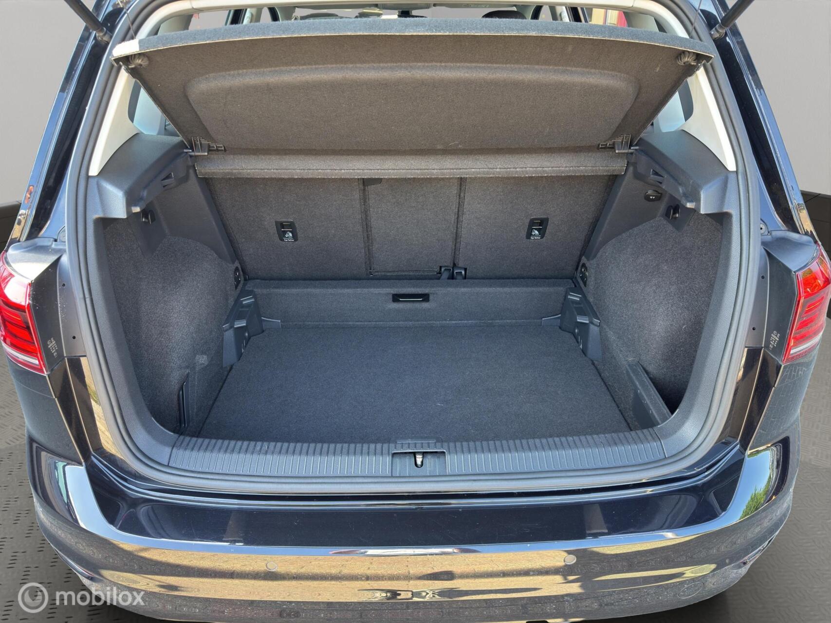 Foto van Volkswagen Golf Sportsvan