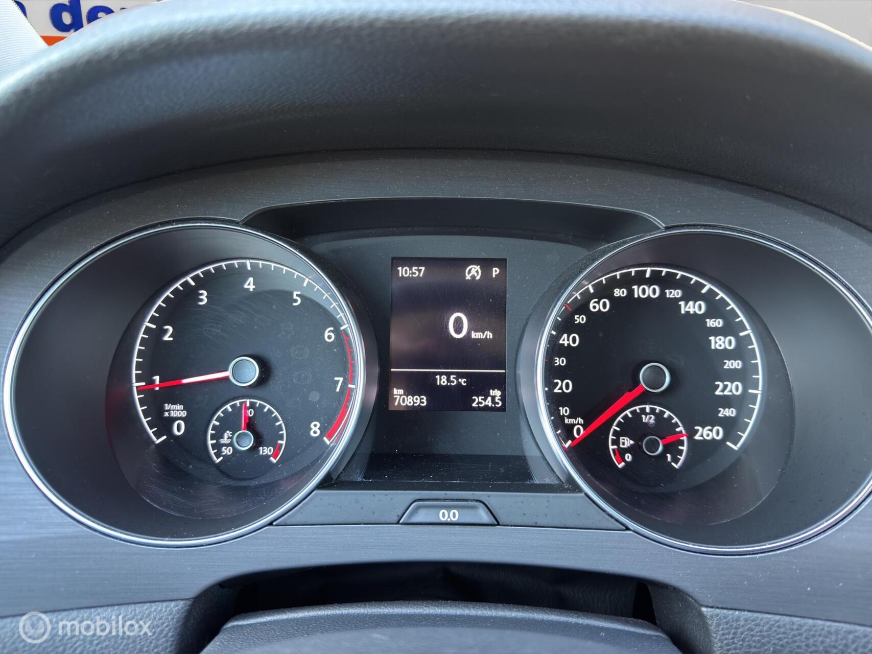 Foto van Volkswagen Golf Sportsvan
