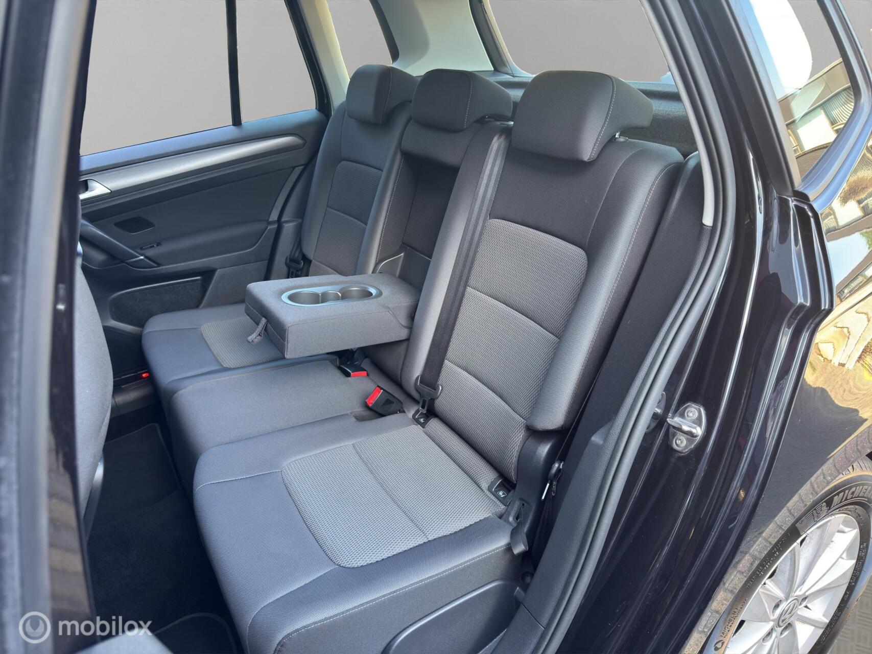 Foto van Volkswagen Golf Sportsvan