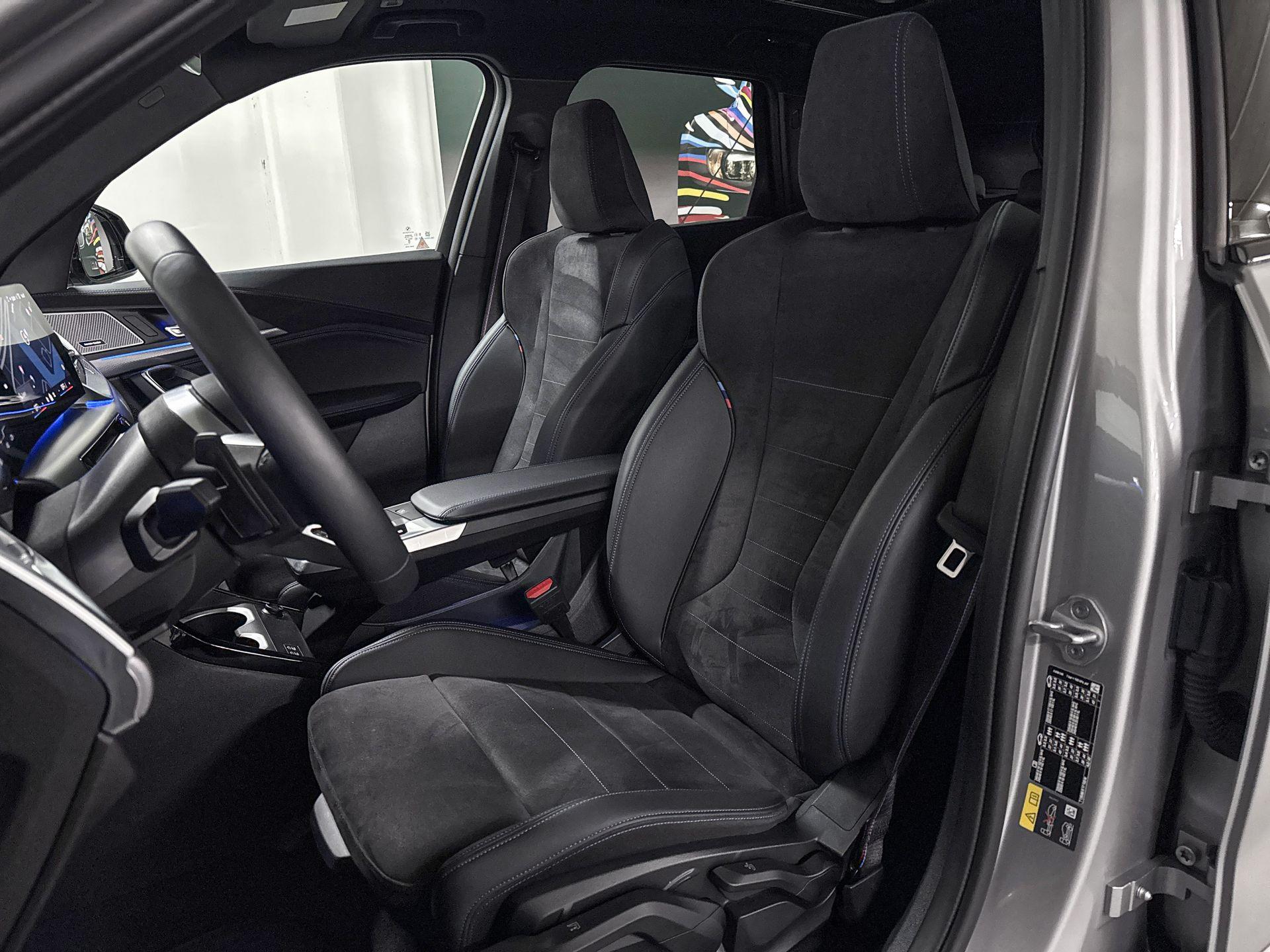Foto van BMW Ix1 Xdrive30