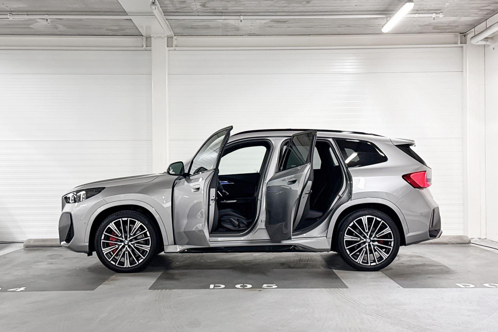 Foto van BMW Ix1 Xdrive30