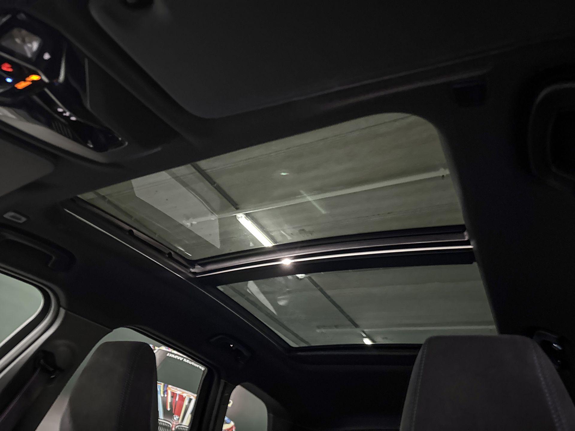 Foto van BMW Ix1 Xdrive30