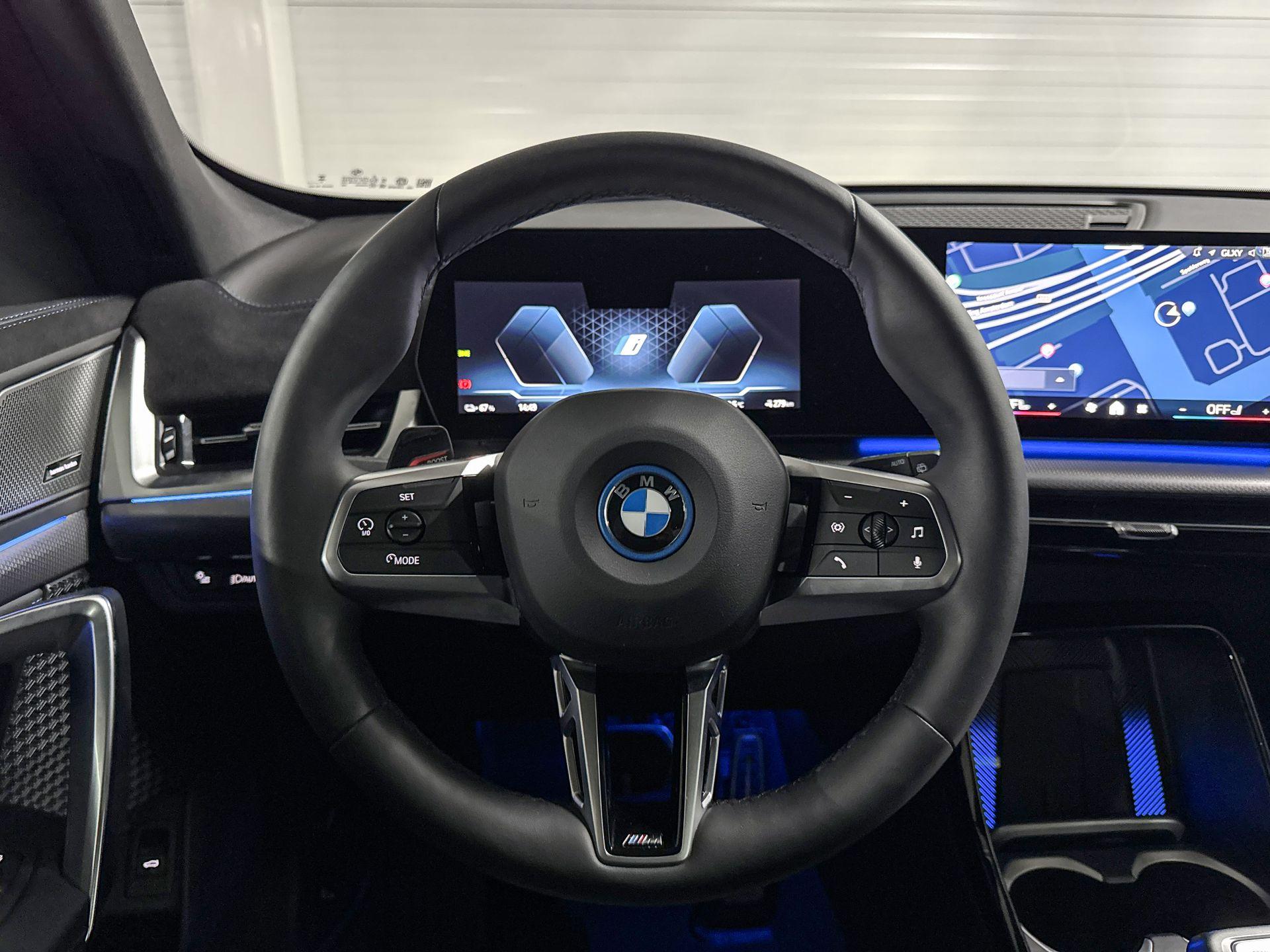 Foto van BMW Ix1 Xdrive30
