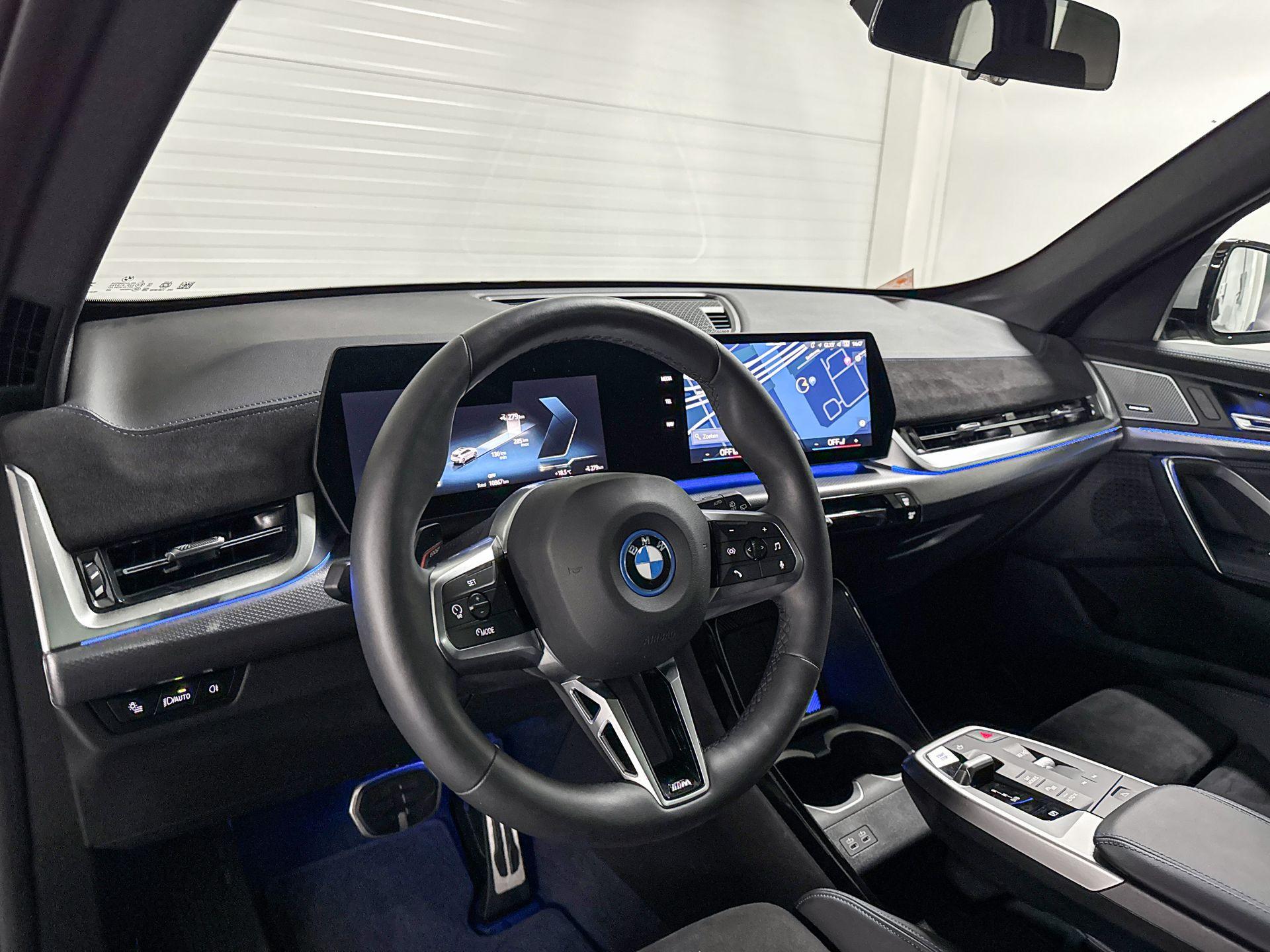 Foto van BMW Ix1 Xdrive30