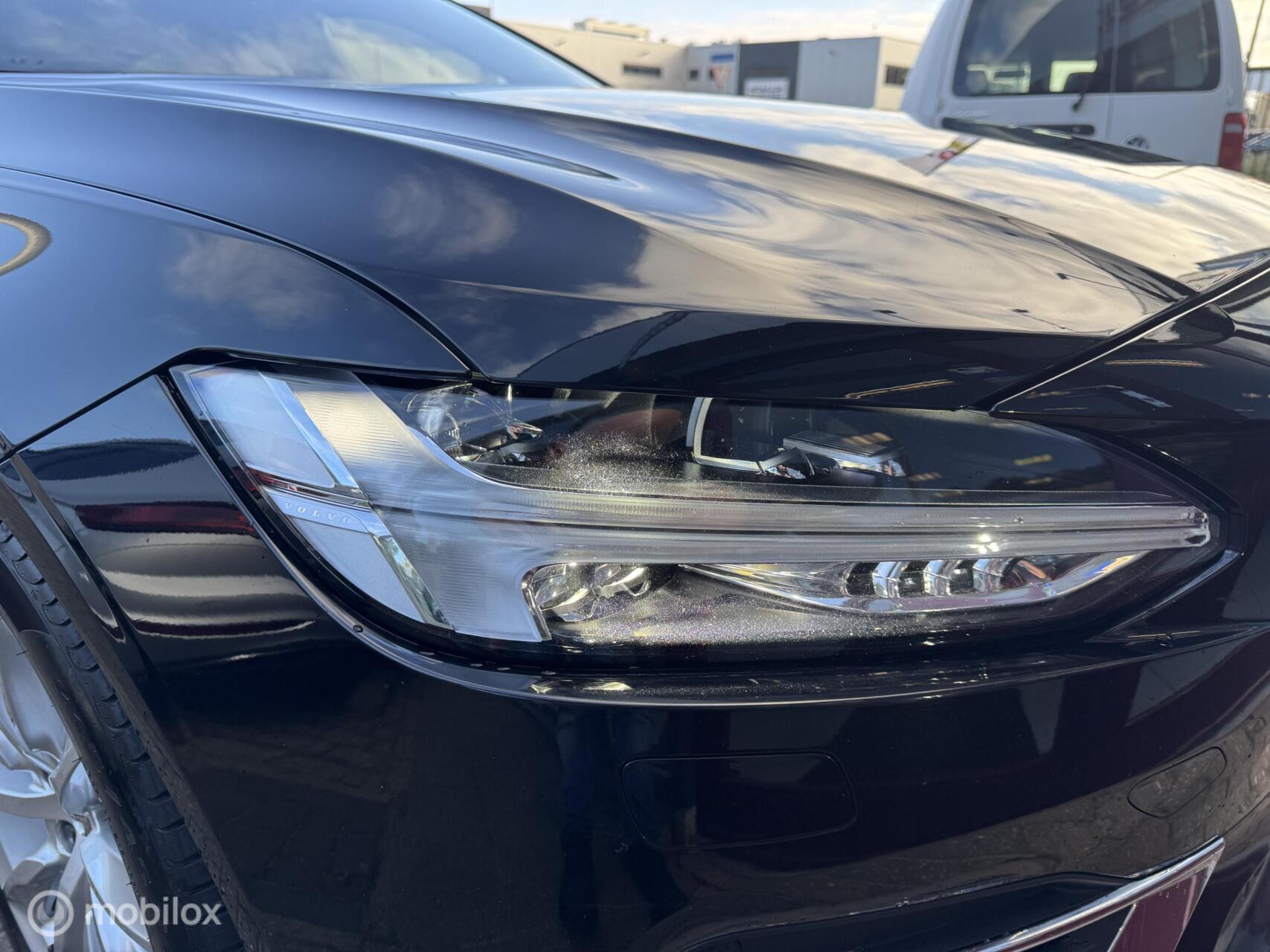 Foto van Volvo V90 T8 Twin Engine