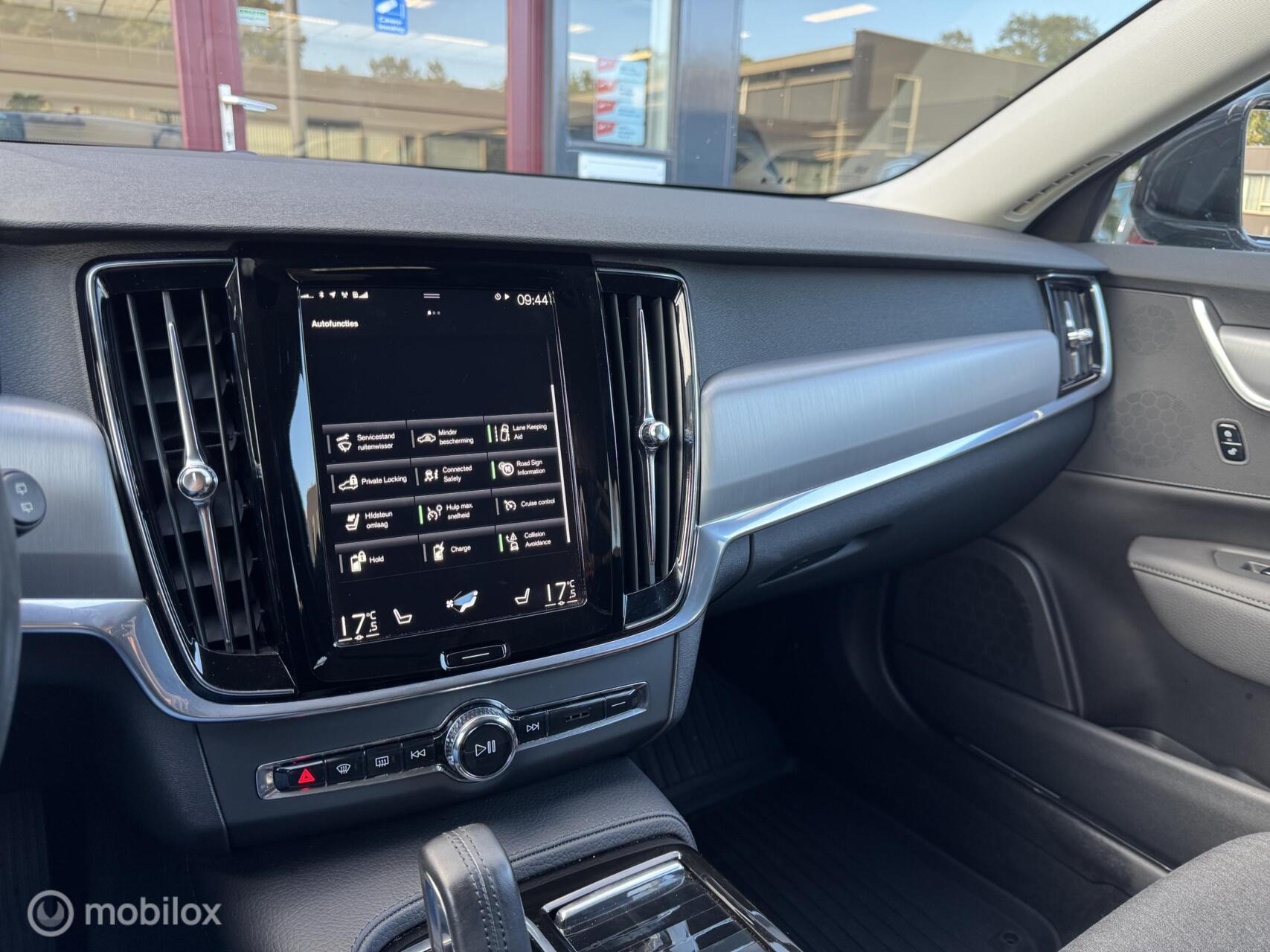 Foto van Volvo V90 T8 Twin Engine