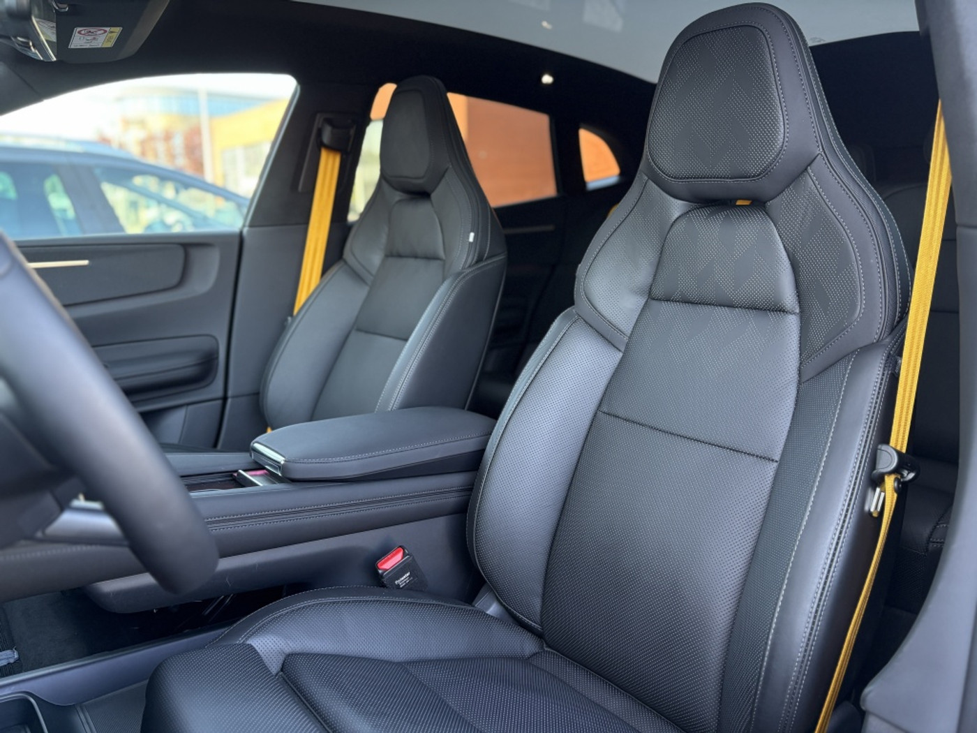 Foto van Polestar Polestar 4