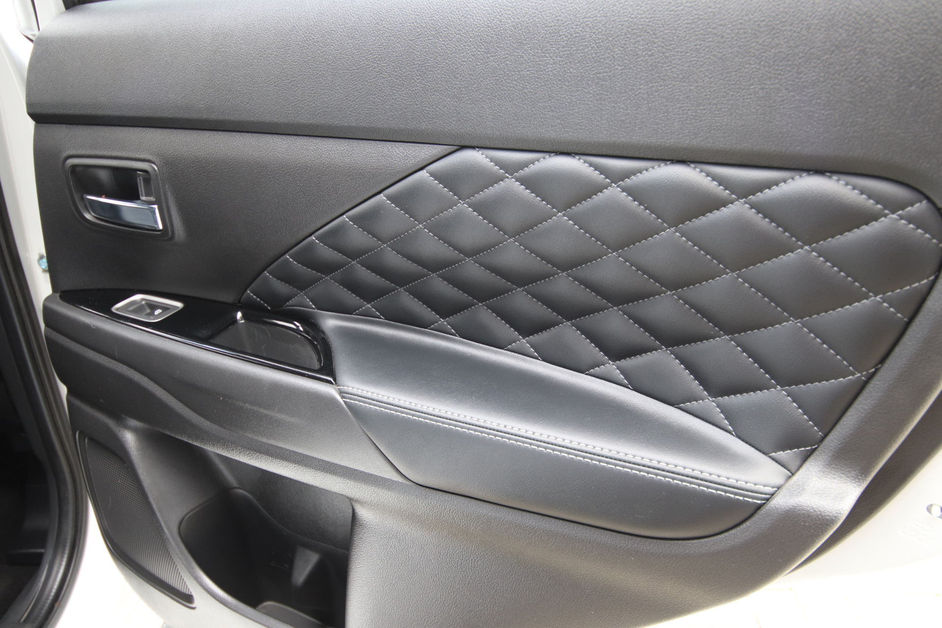 Foto van Mitsubishi Mitsubishi Outlander