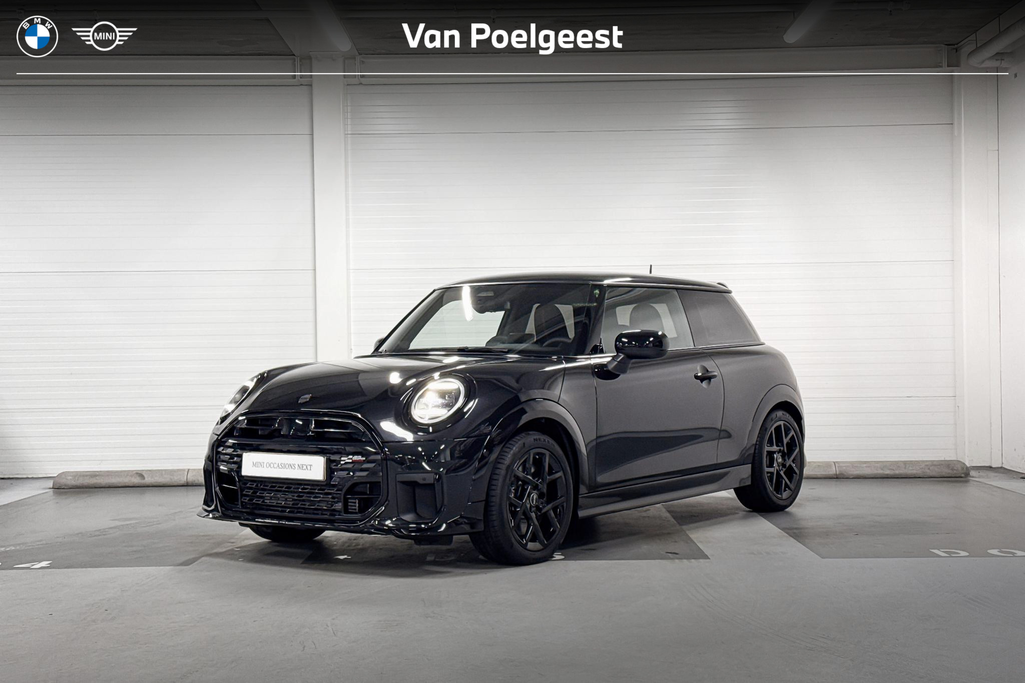 Mini Cooper C C John Cooper Works 2025 - voorkant