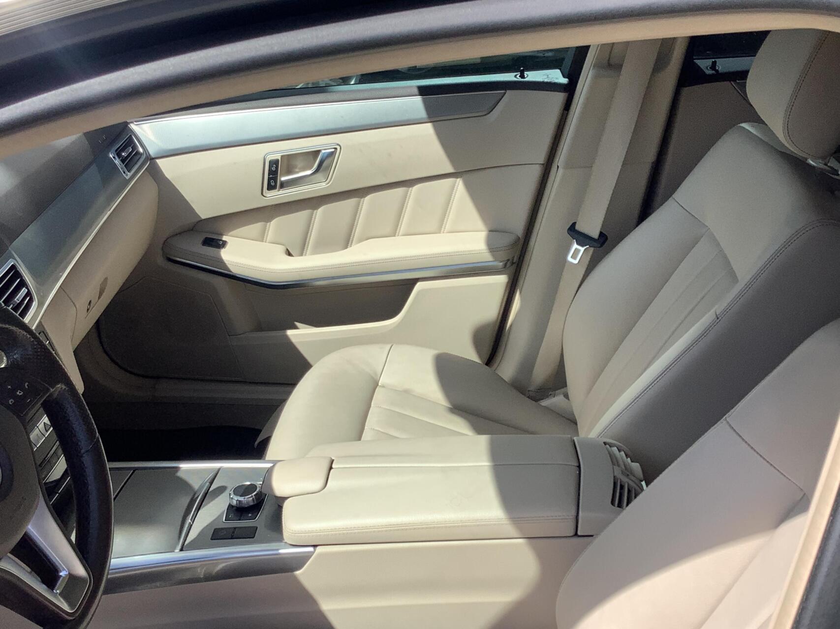 Foto van Mercedes-Benz E 200 Bluetec