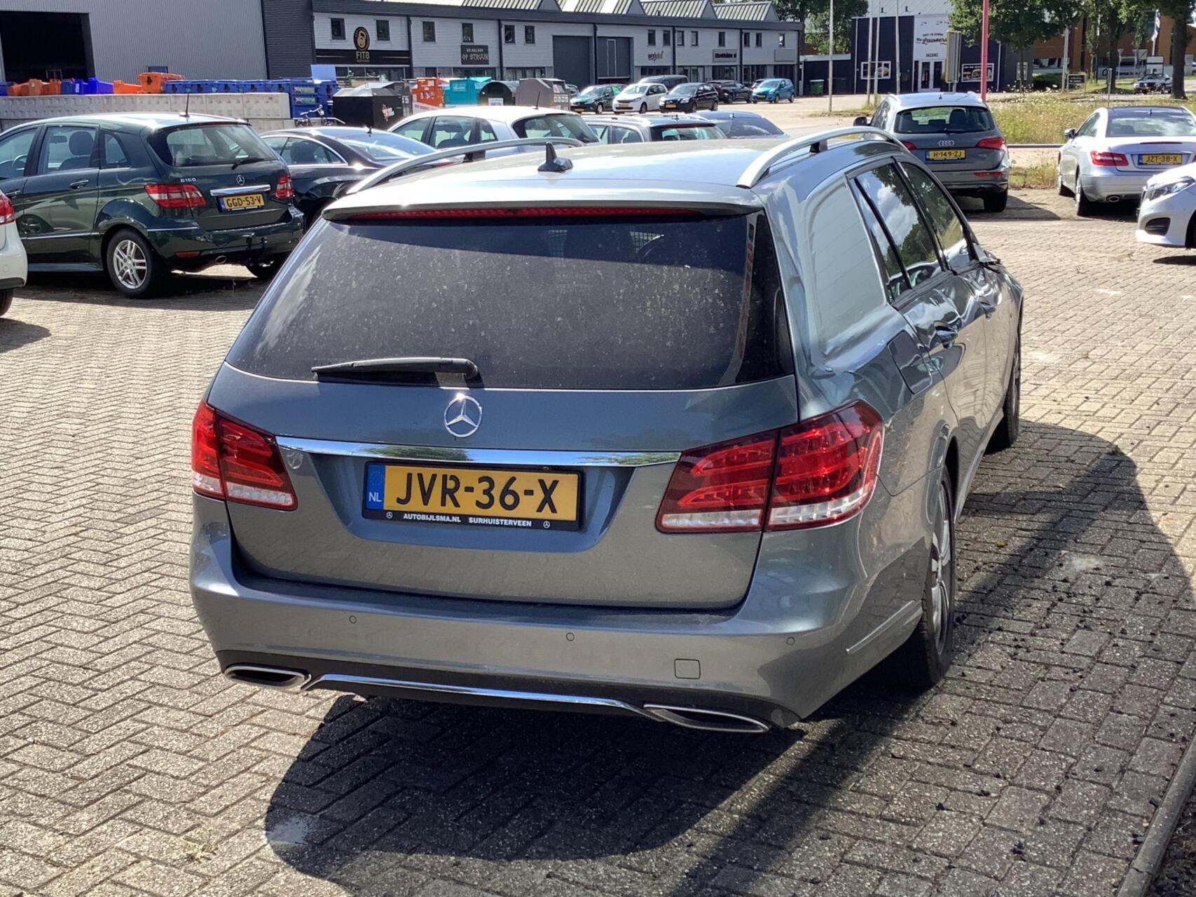 Foto van Mercedes-Benz E 200 Bluetec