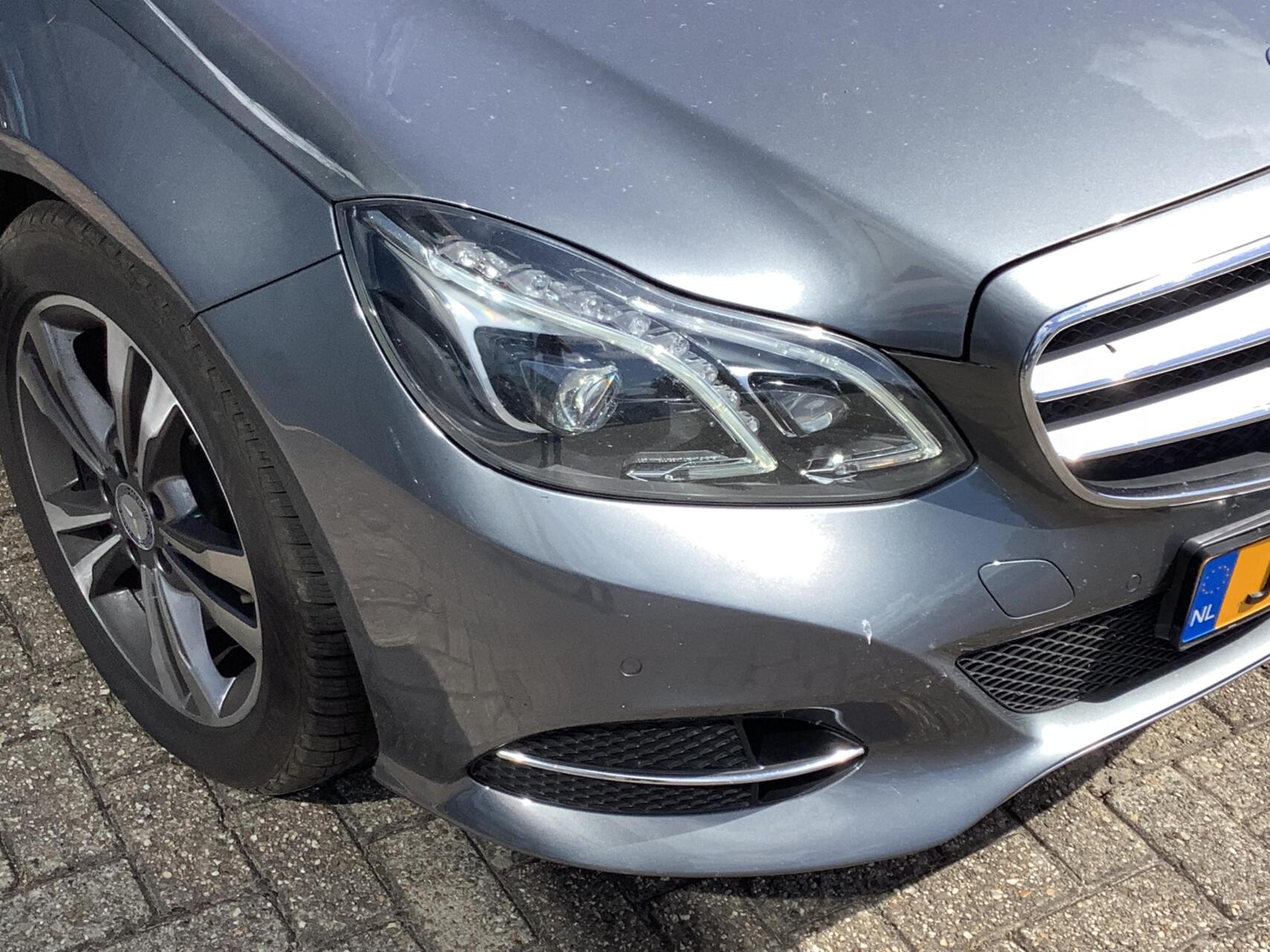 Foto van Mercedes-Benz E 200 Bluetec