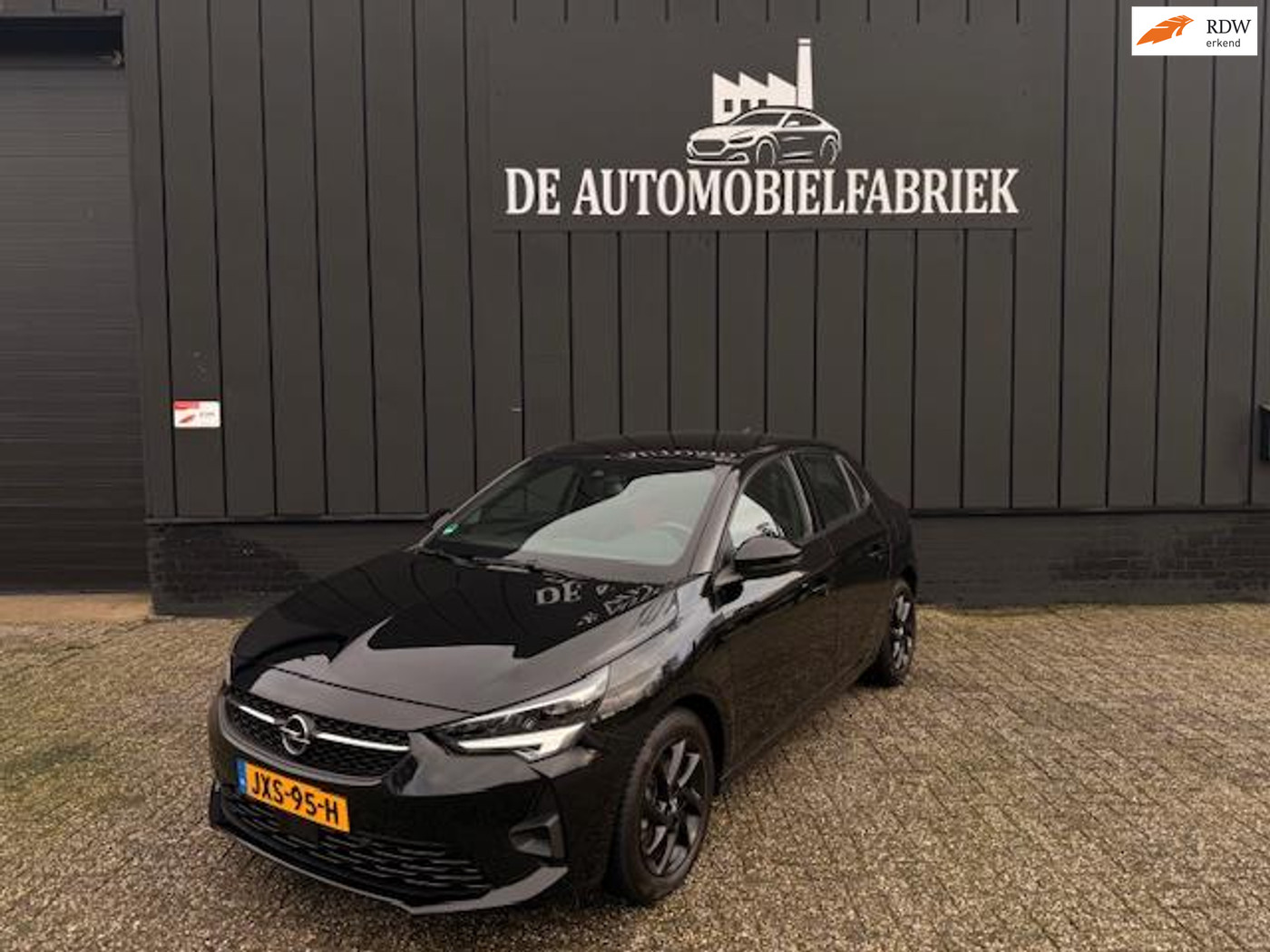 Opel Corsa Opel Corsa 1.2 GS Line Black on Black 2022 - voorkant