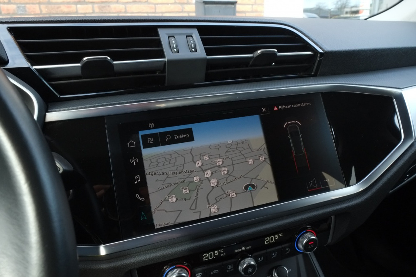 Foto van Audi Q3 E-tron
