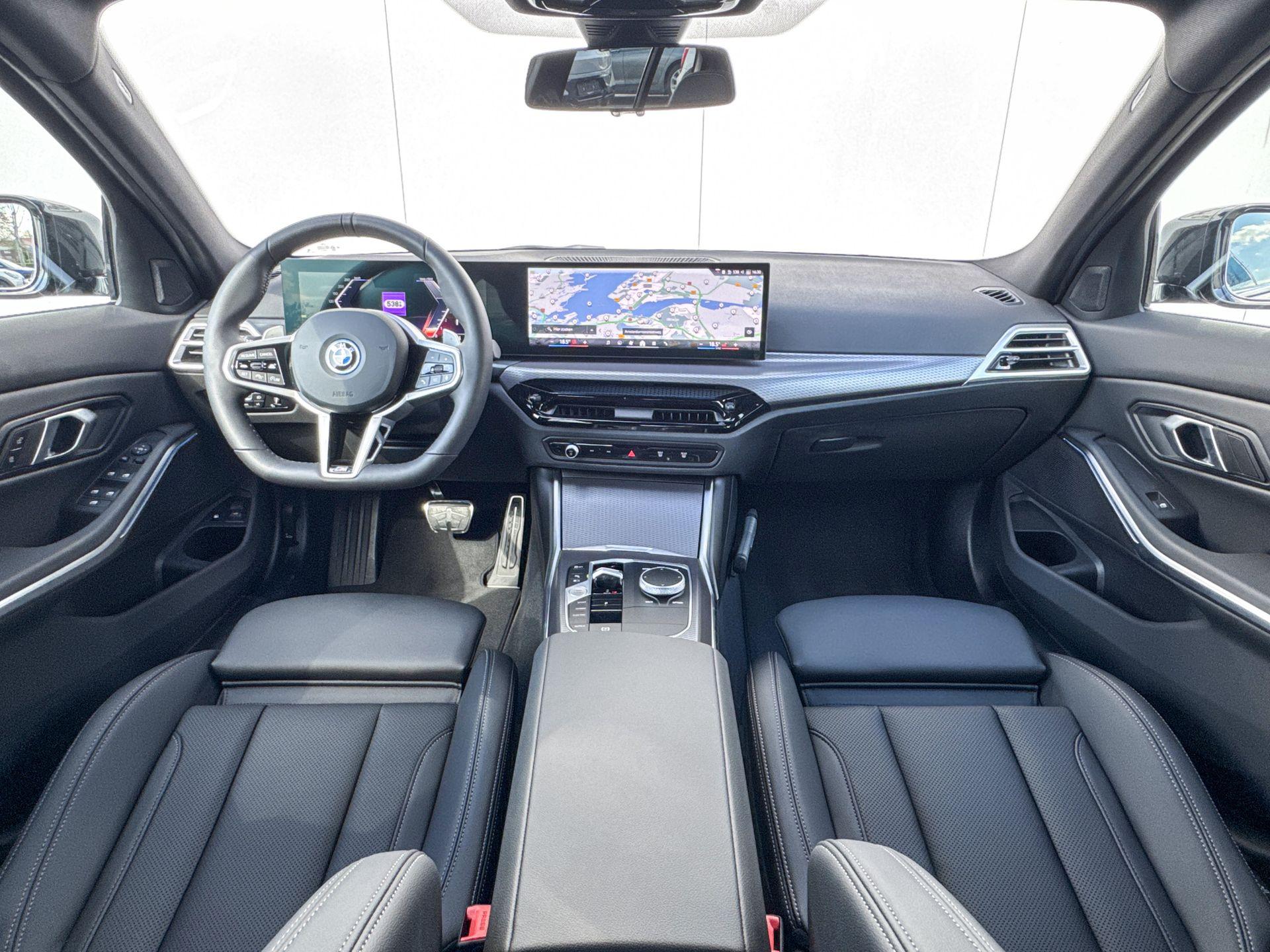 Foto van BMW 330e