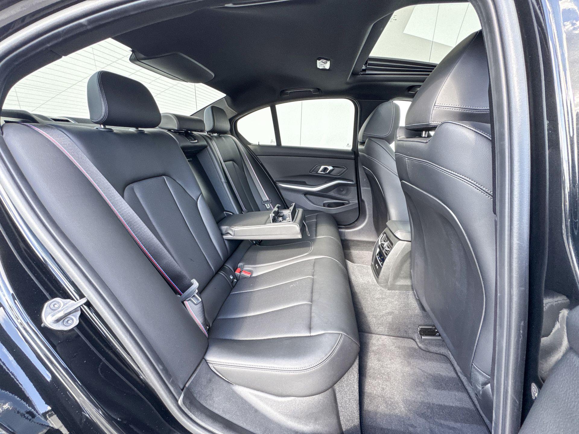 Foto van BMW 330e