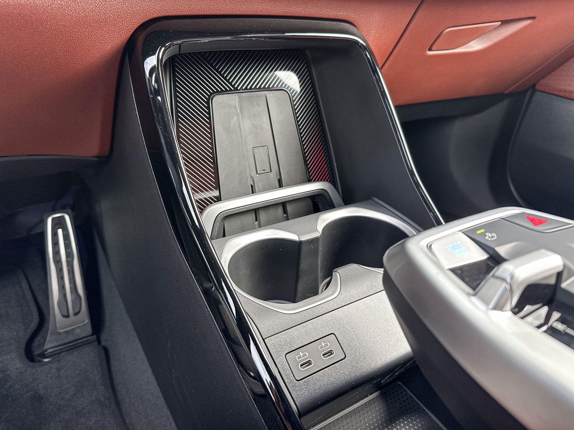 Foto van BMW Ix1 Edrive20