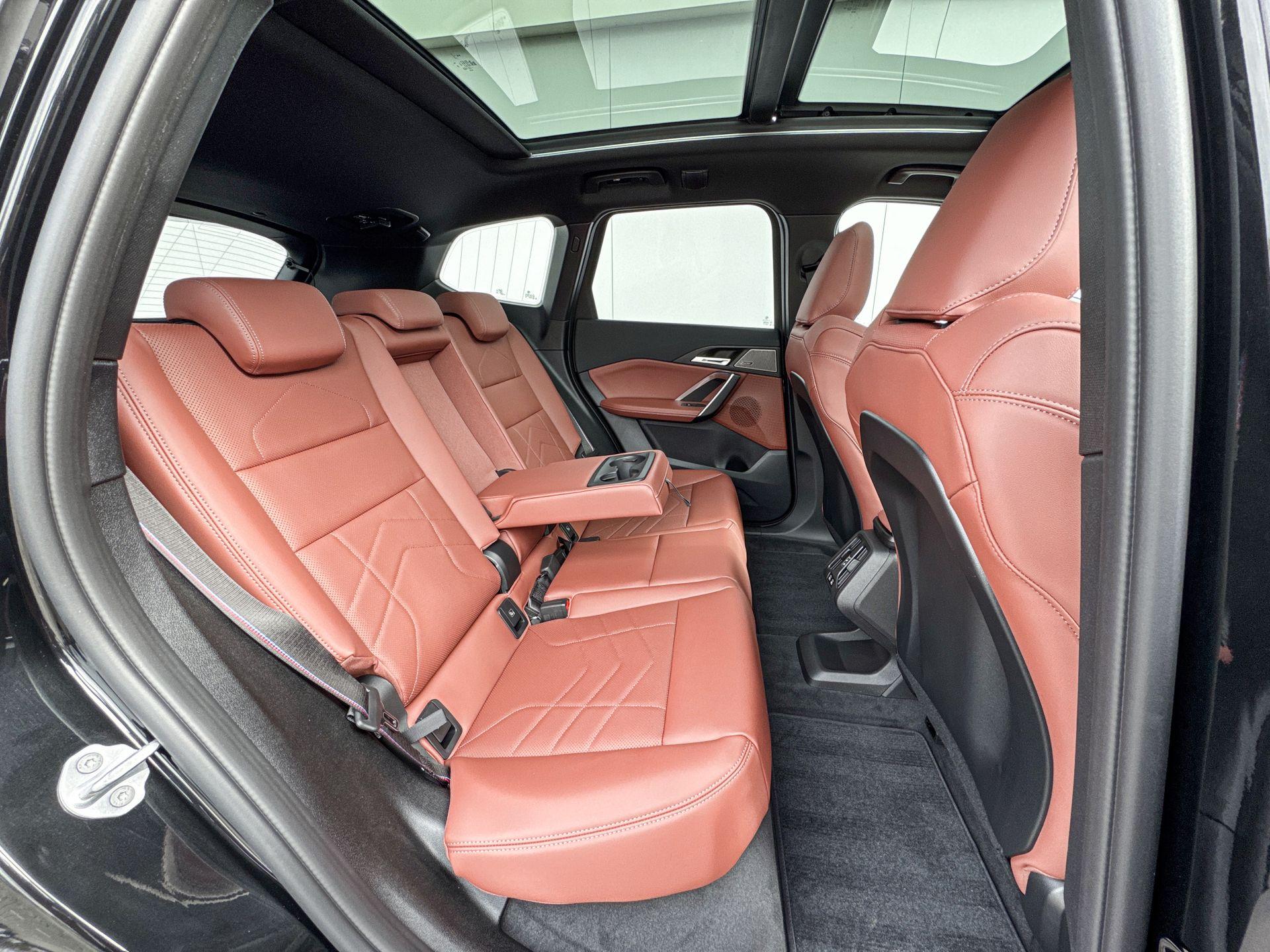 Foto van BMW Ix1 Edrive20