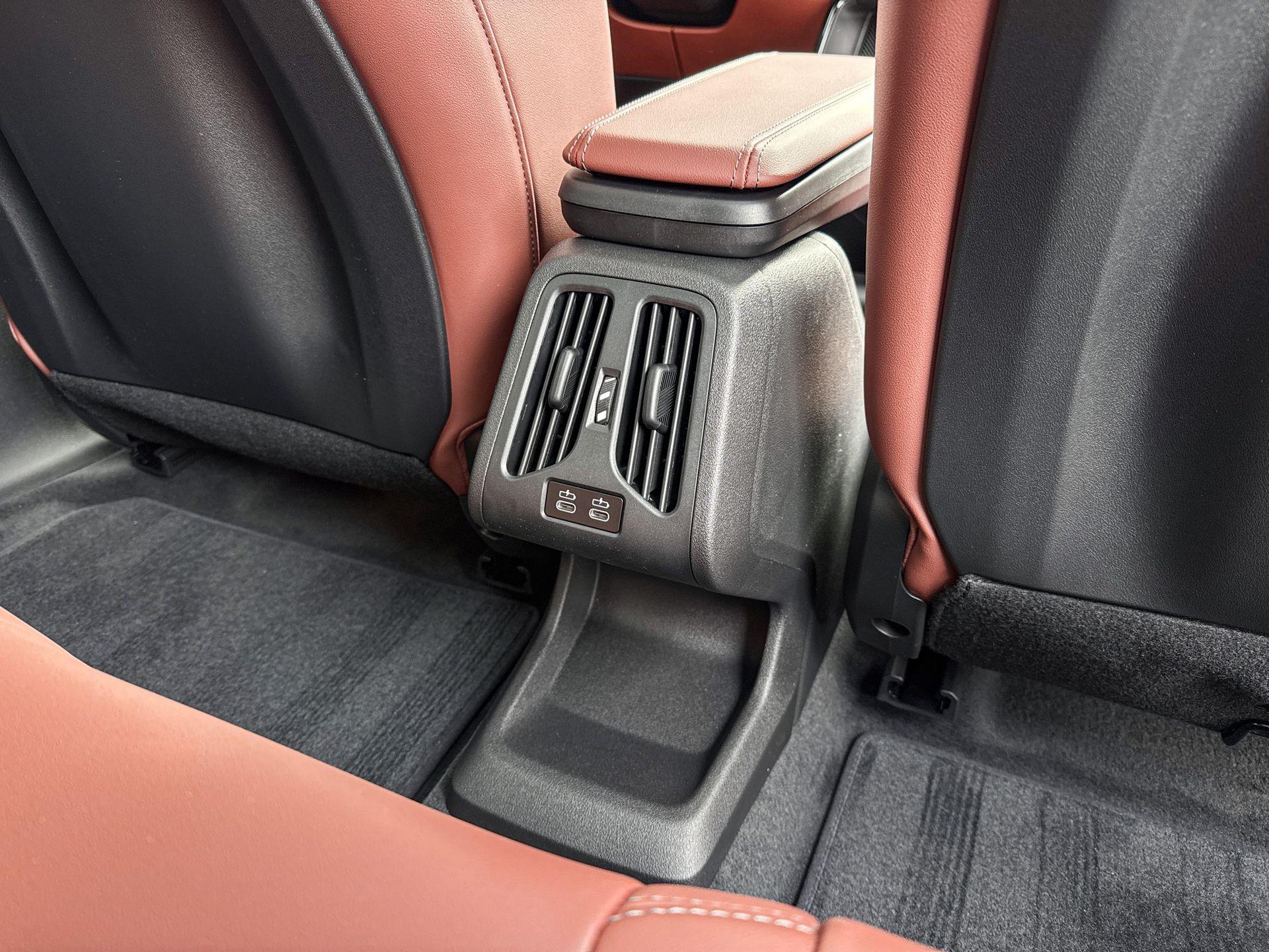 Foto van BMW Ix1 Edrive20