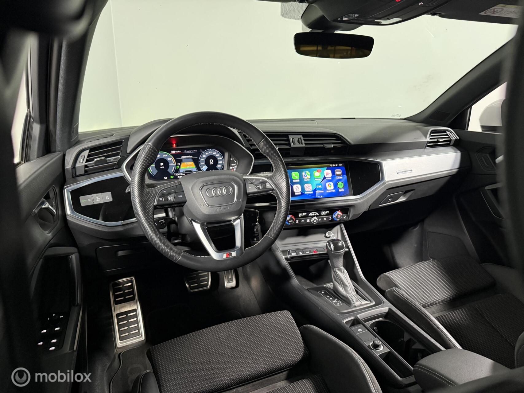 Foto van Audi Q3 E-tron