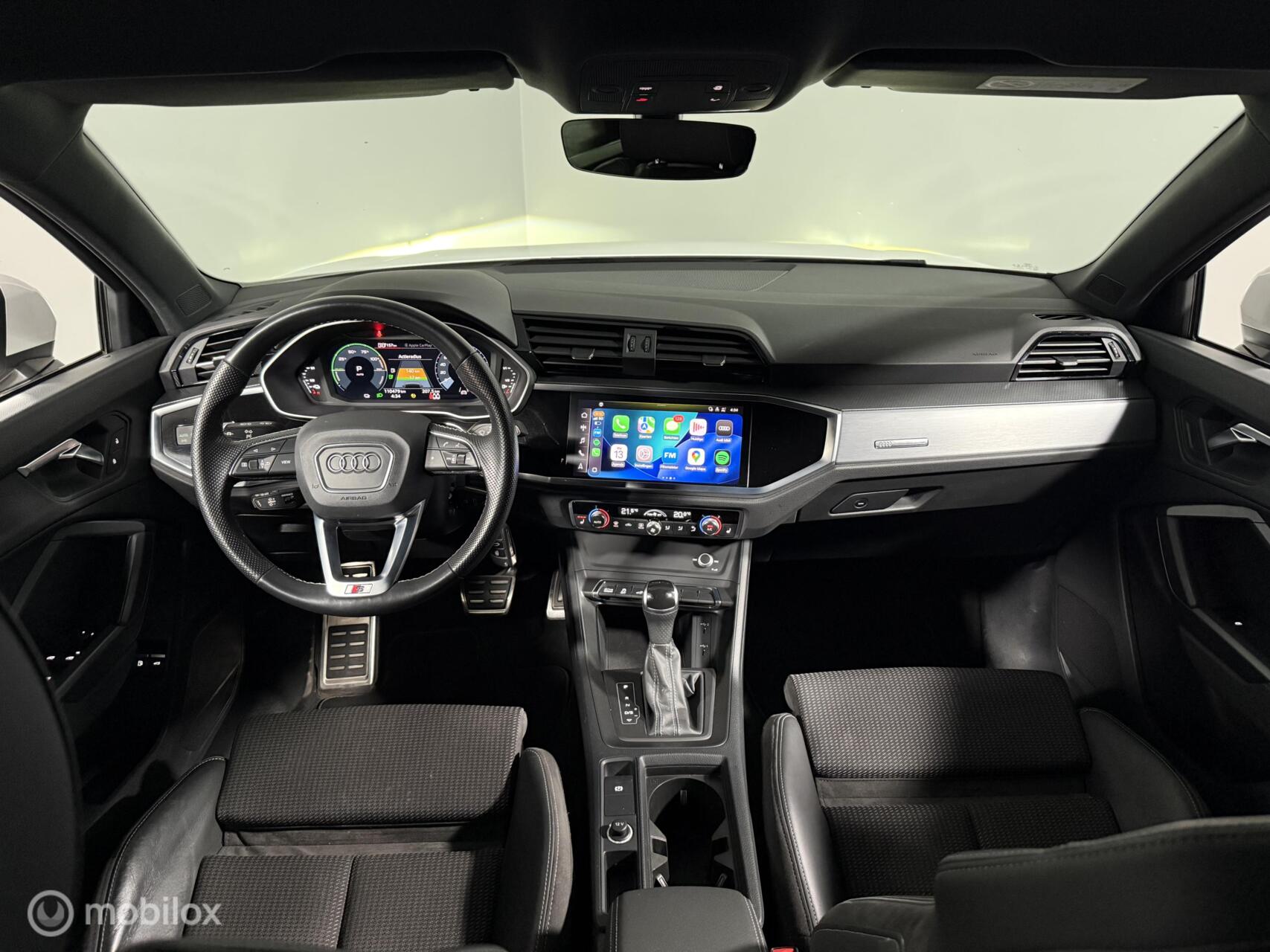 Foto van Audi Q3 E-tron