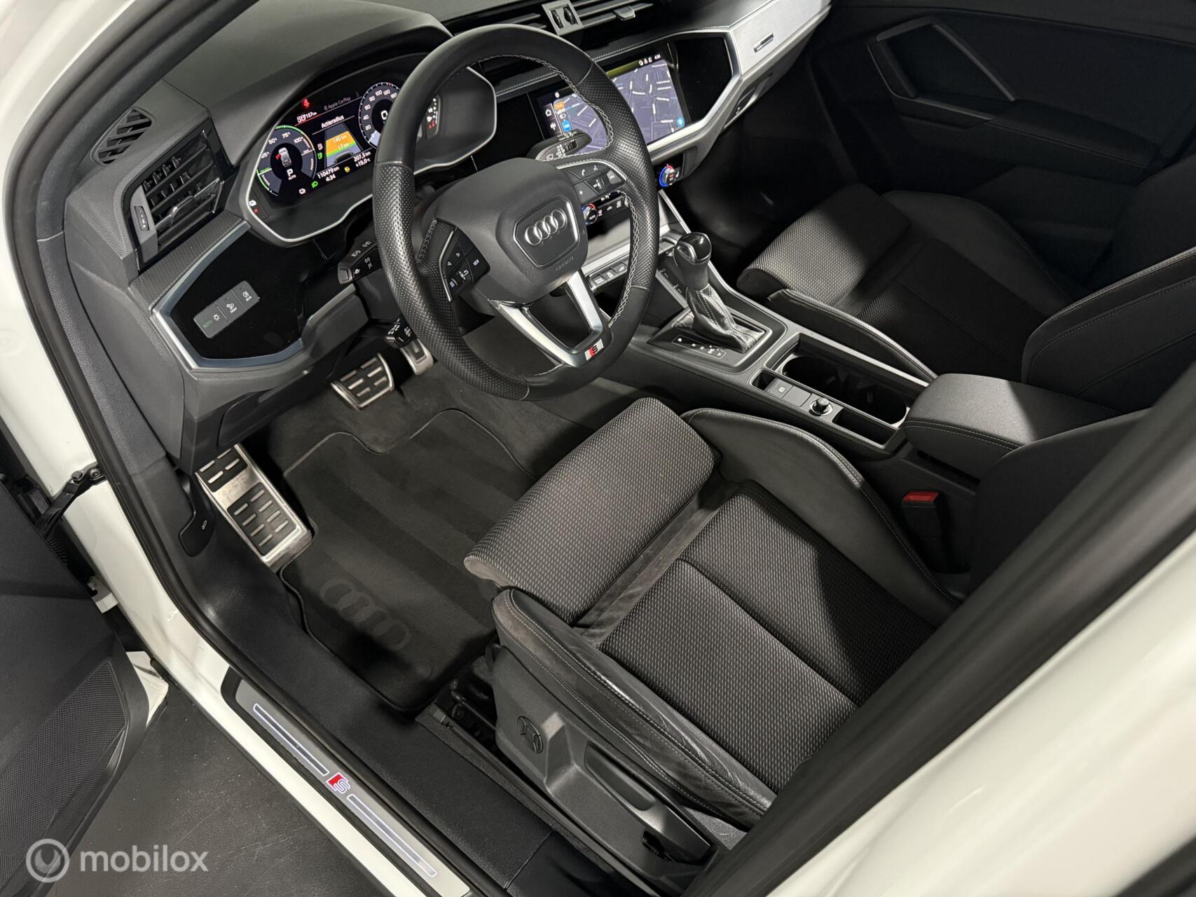 Foto van Audi Q3 E-tron