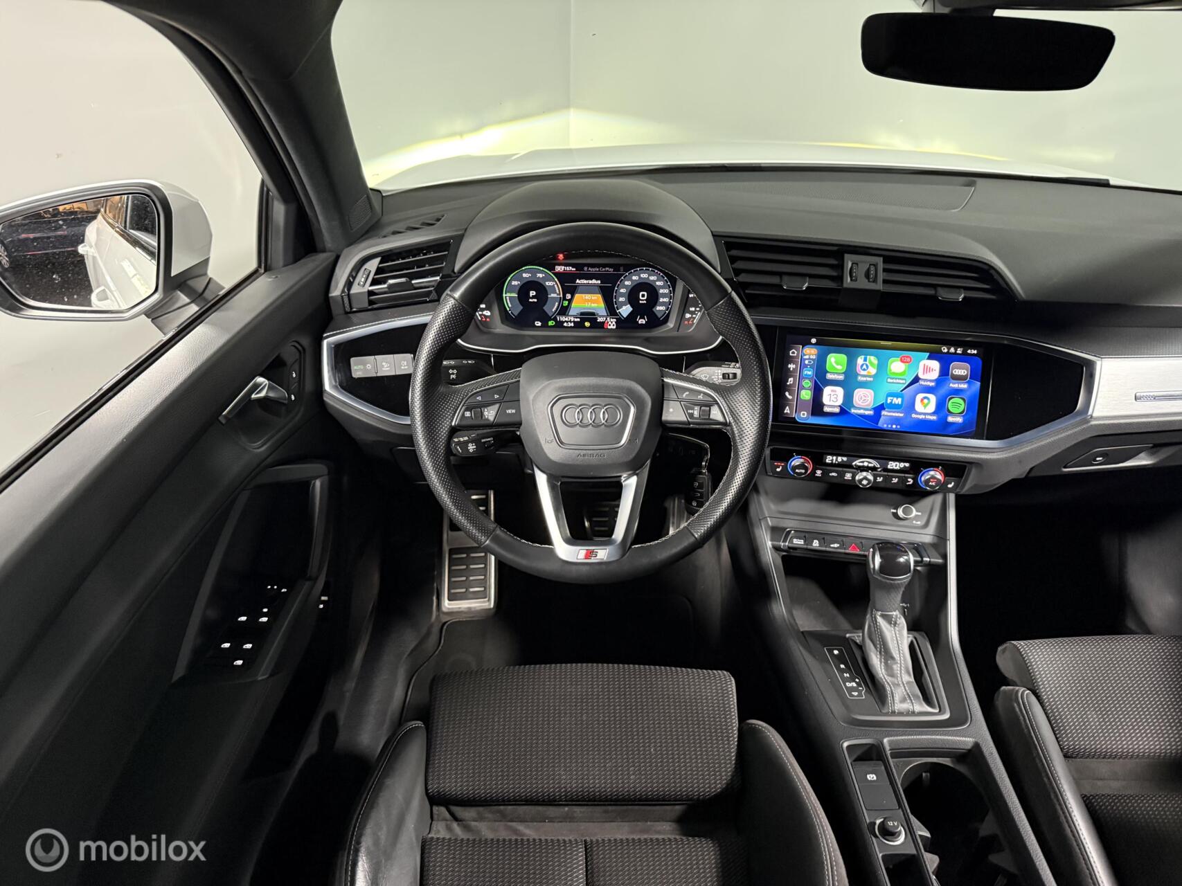 Foto van Audi Q3 E-tron