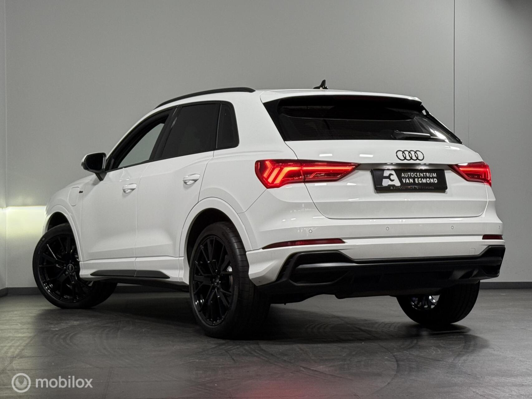 Foto van Audi Q3 E-tron
