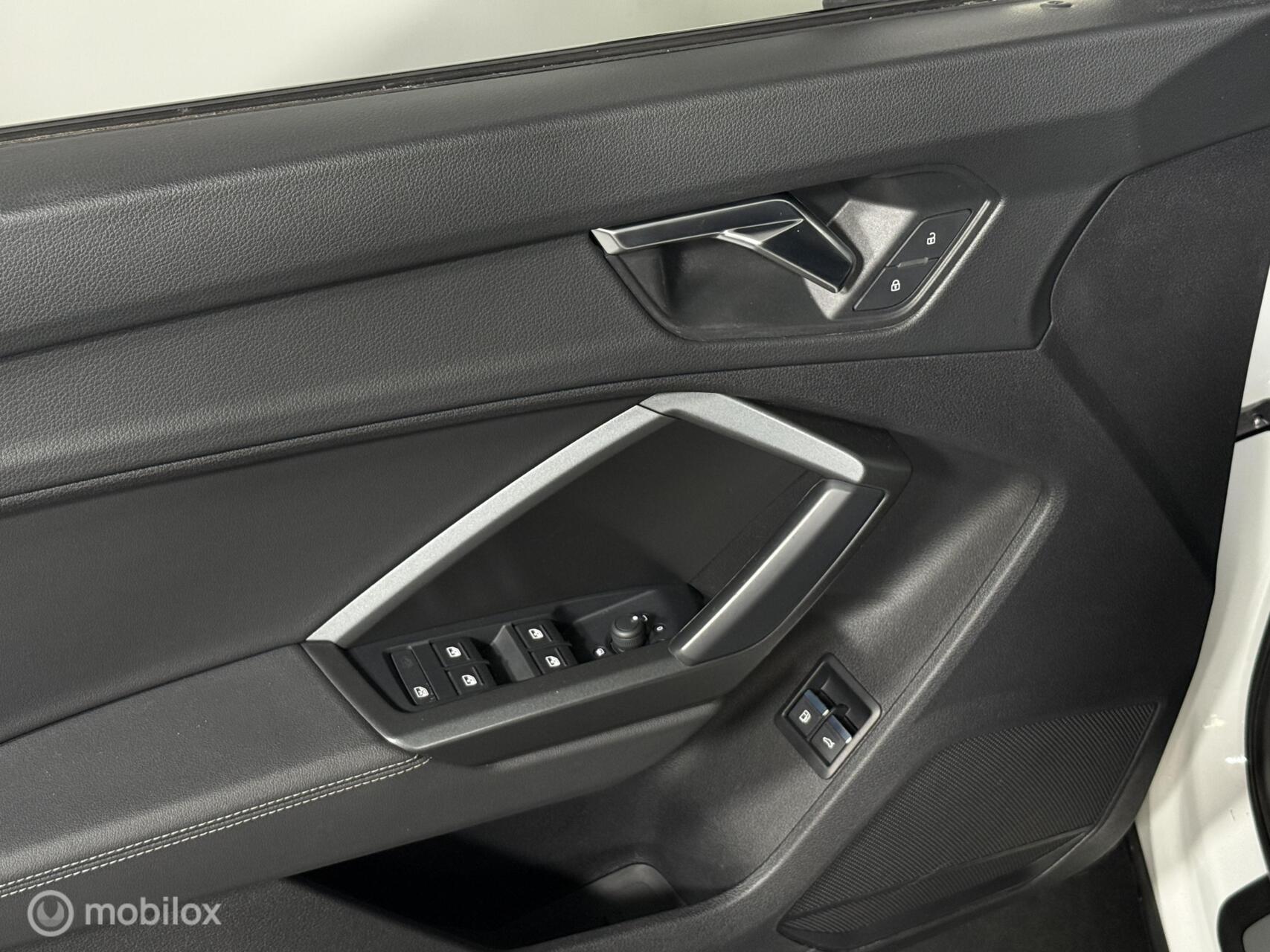 Foto van Audi Q3 E-tron