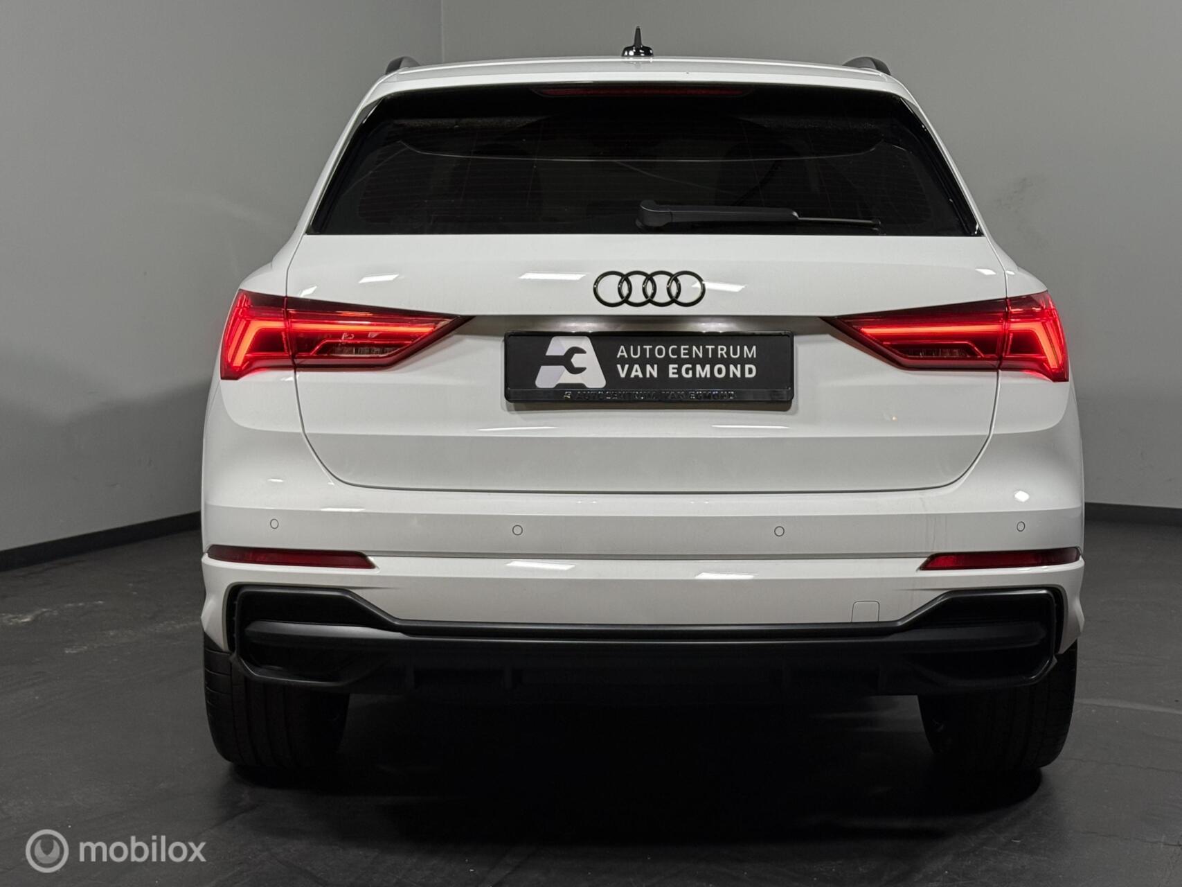 Foto van Audi Q3 E-tron