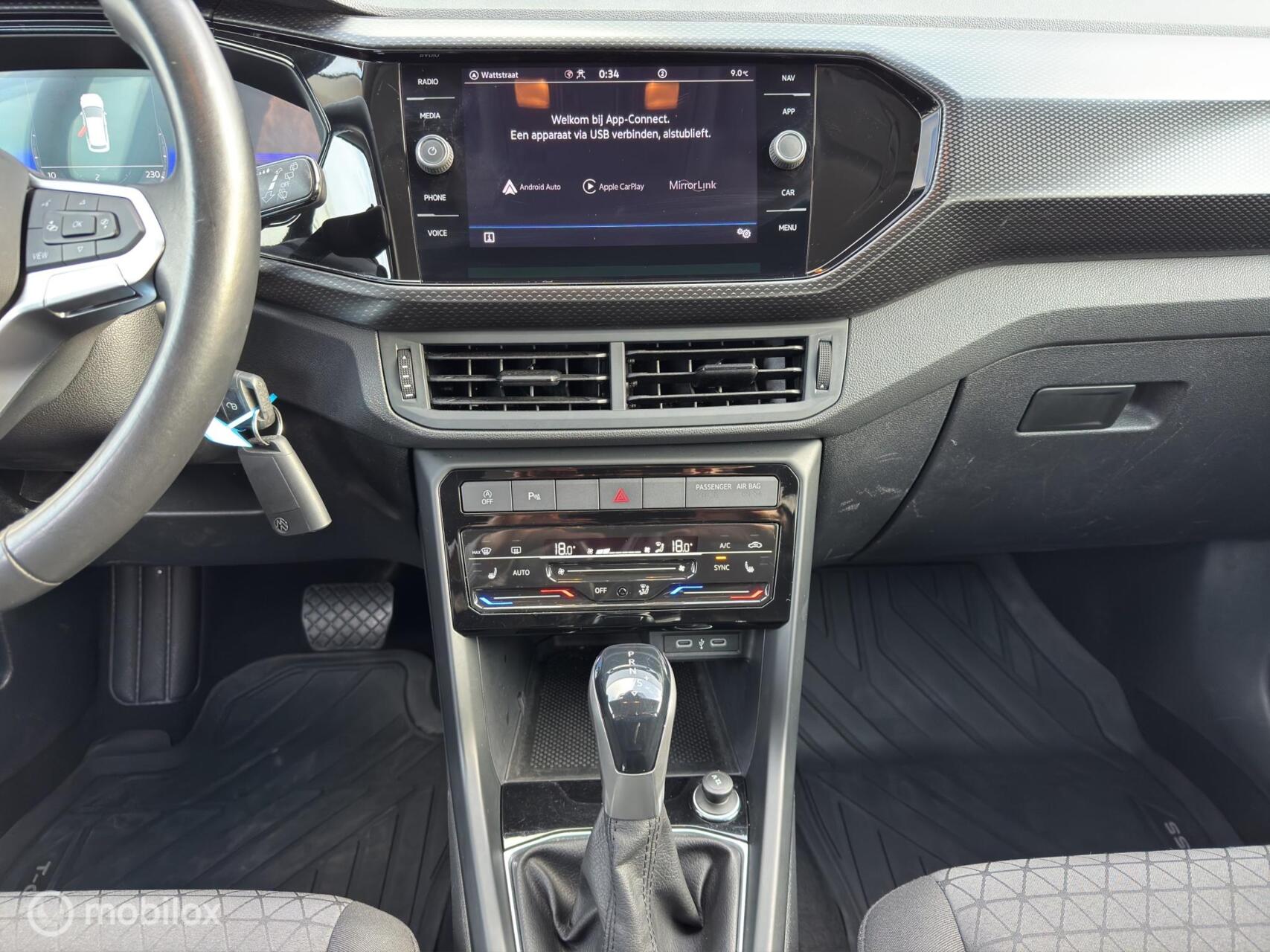 Foto van Volkswagen T-cross