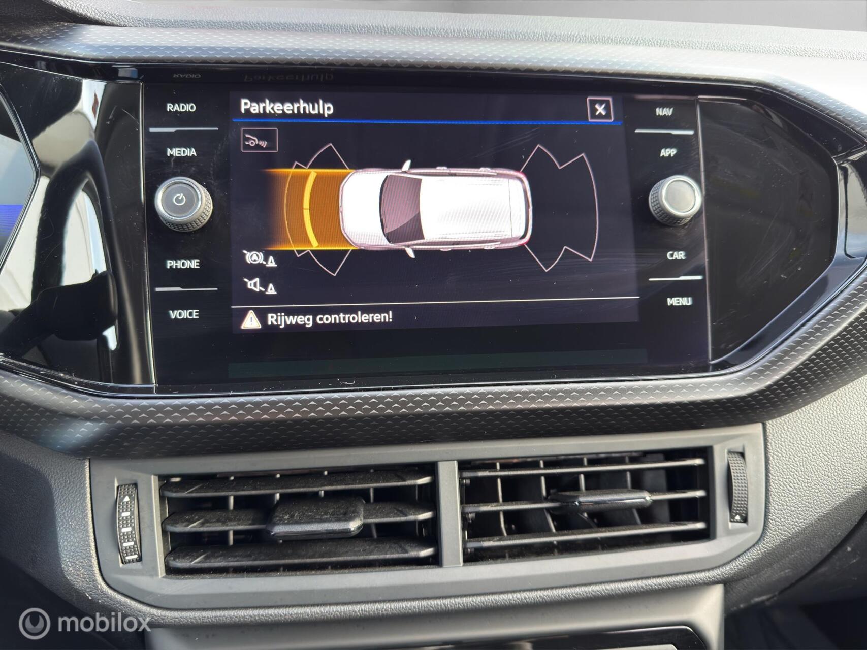 Foto van Volkswagen T-cross