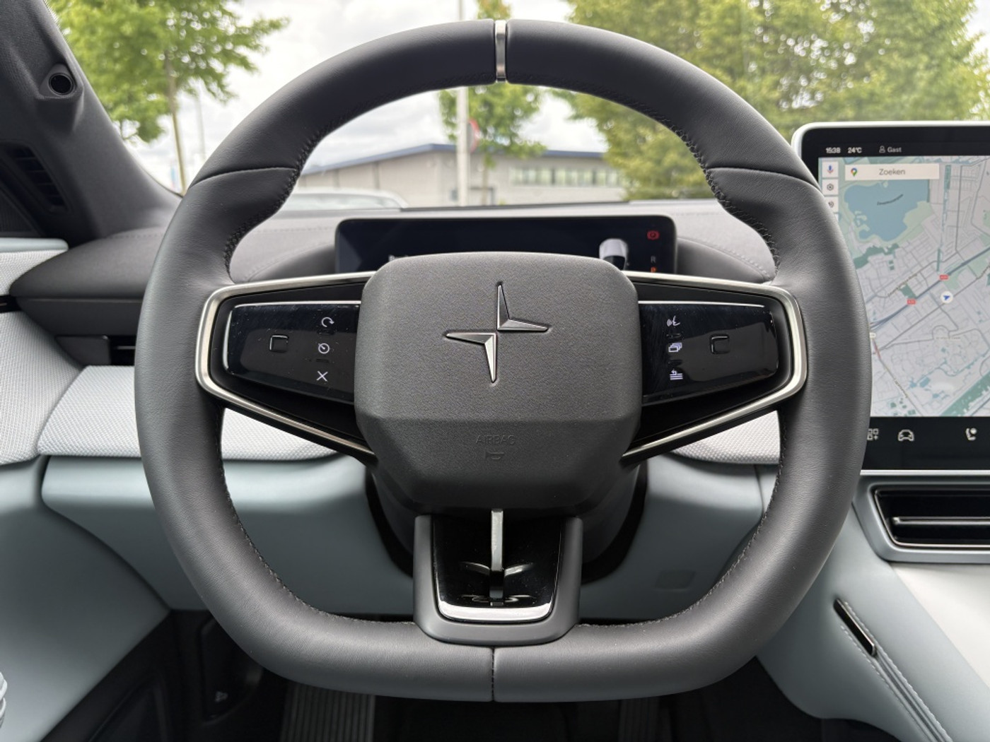 Foto van Polestar Polestar 4