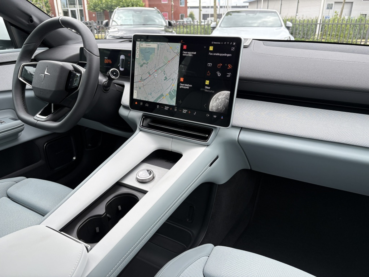 Foto van Polestar Polestar 4