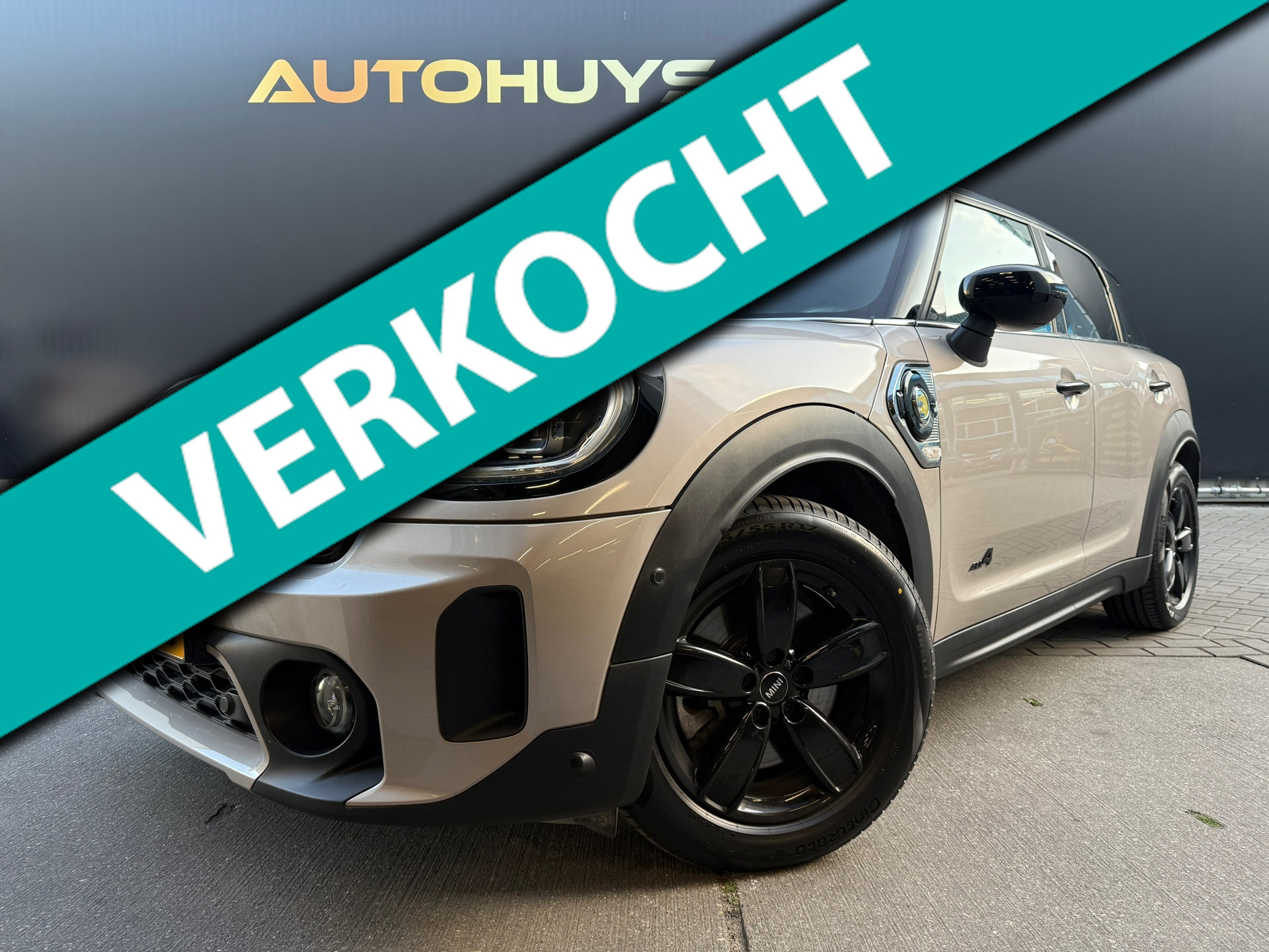 Mini Mini Countryman 1.5 Cooper S E ALL4 ALL4 Pano Leer Memory ACC HUD H&K Keyles Automaat 2022 - voorkant