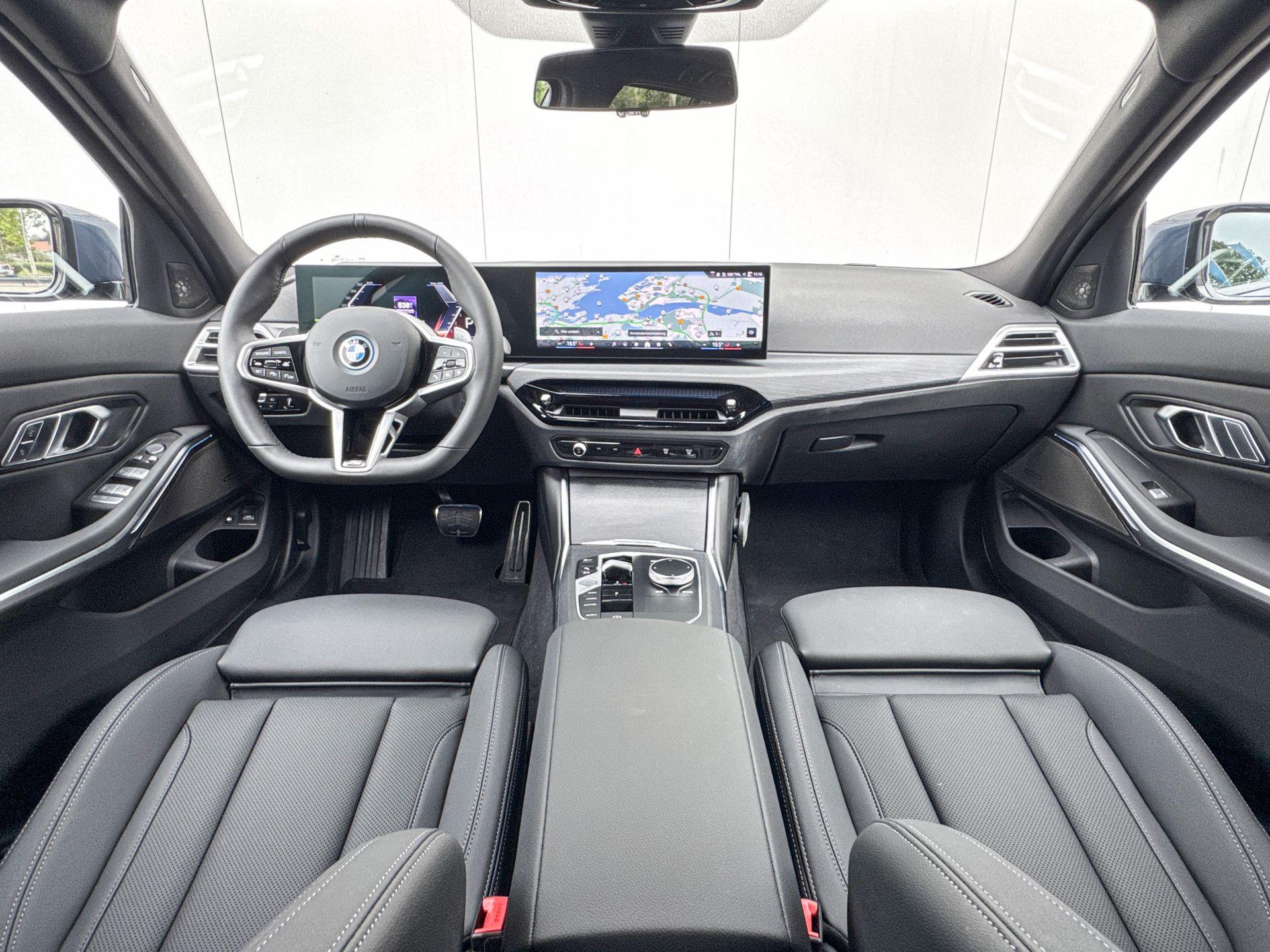 Foto van BMW 330e