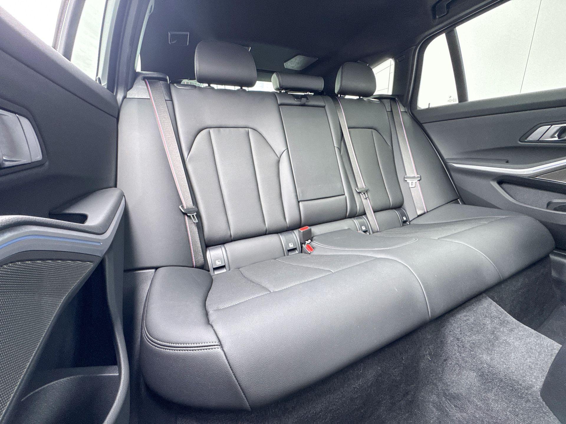 Foto van BMW 330e
