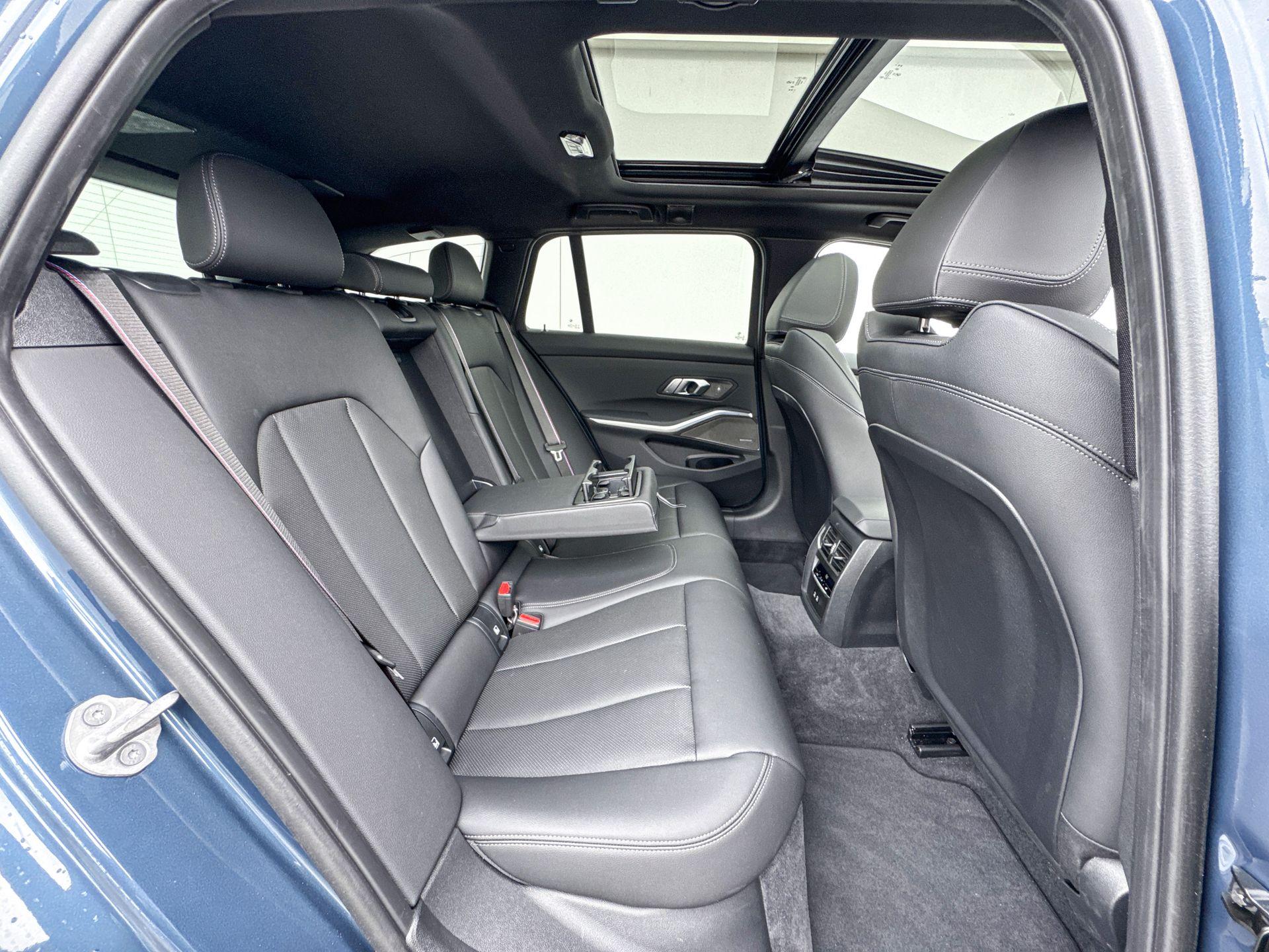 Foto van BMW 330e