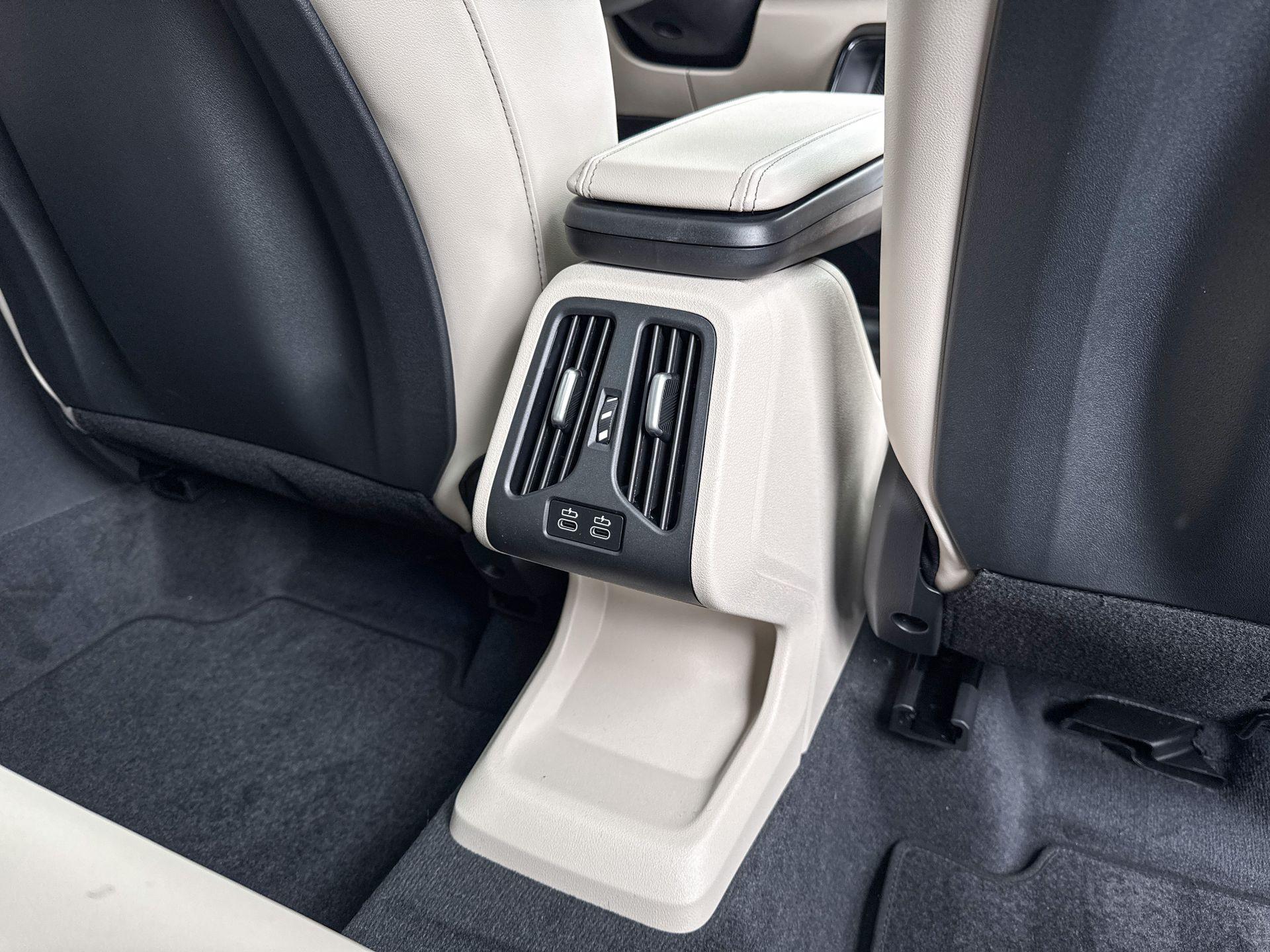 Foto van BMW 220i Active Tourer