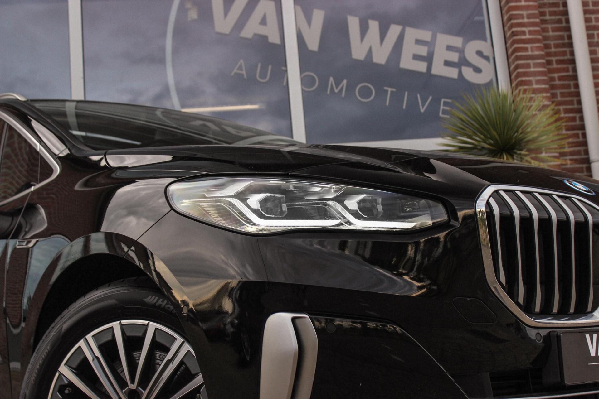 Foto van BMW 230e xDrive Active Tourer
