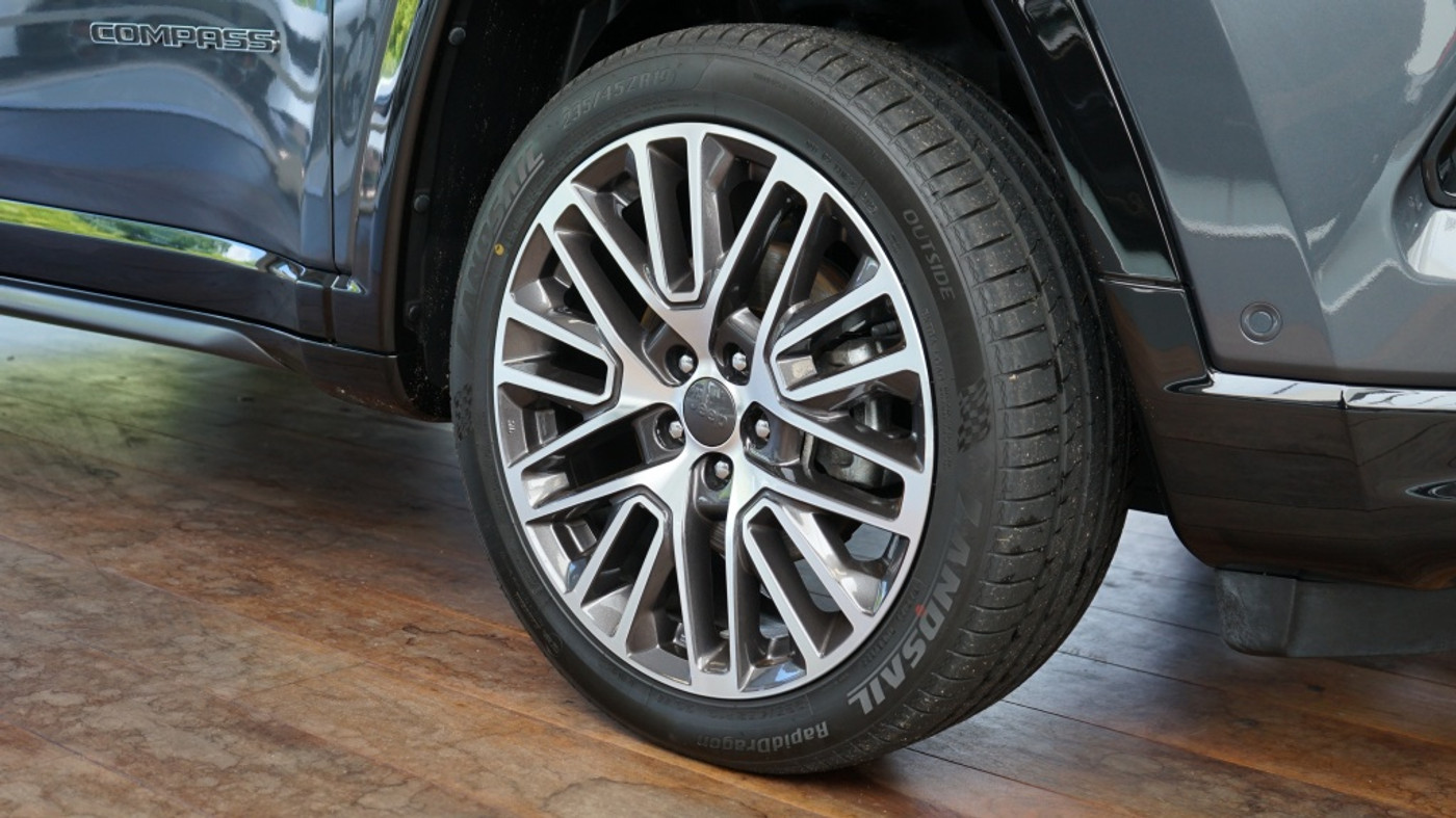 Foto van Jeep Compass